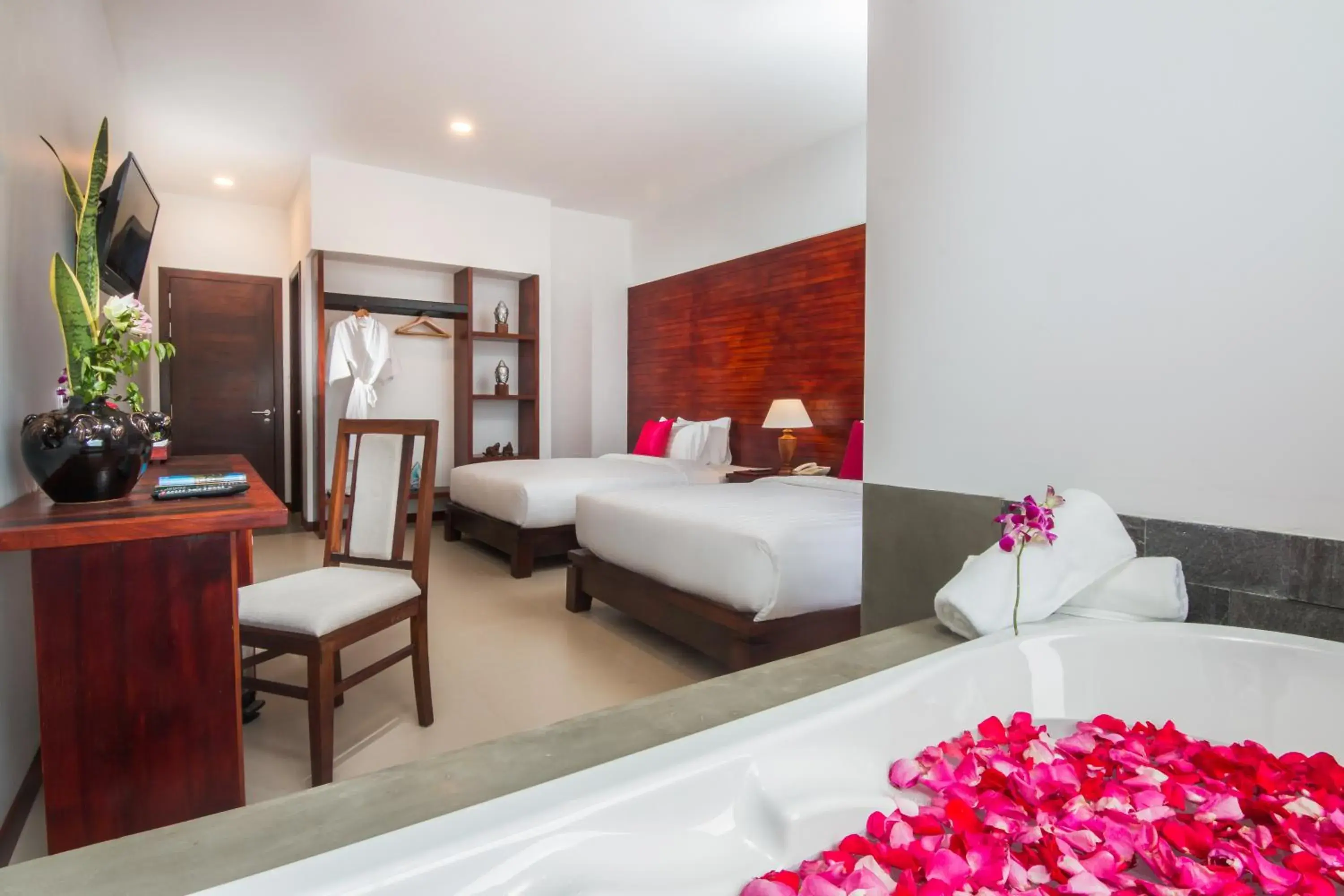 Deluxe Twin Room in Green Amazon Residence Deluxe Twin Room in Green Amazon Residence