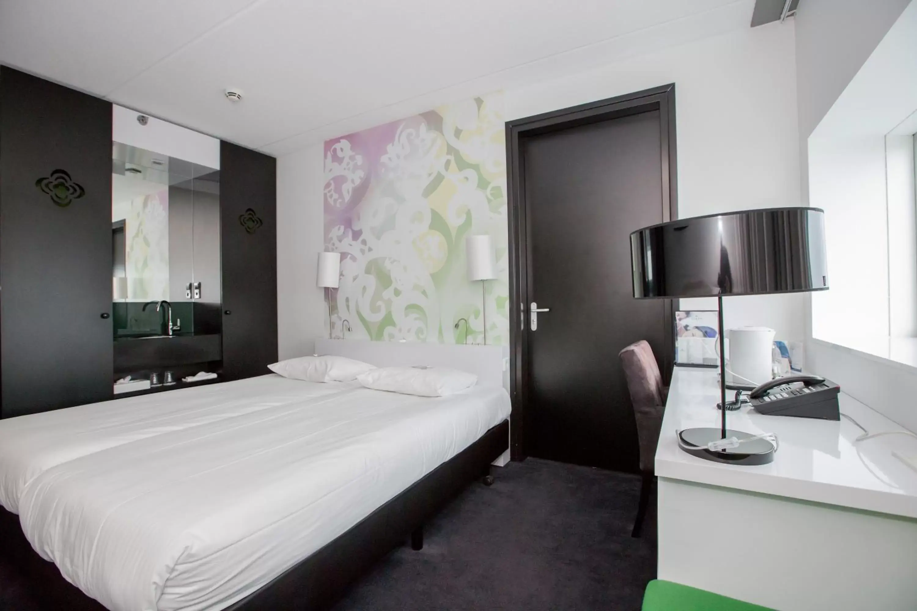 Executive Room - 2 Single Beds 32Sqm Free Wifi in Tulip Inn Eindhoven Airport Executive Room - 2 Single Beds 32Sqm Free Wifi in Tulip Inn Eindhoven Airport