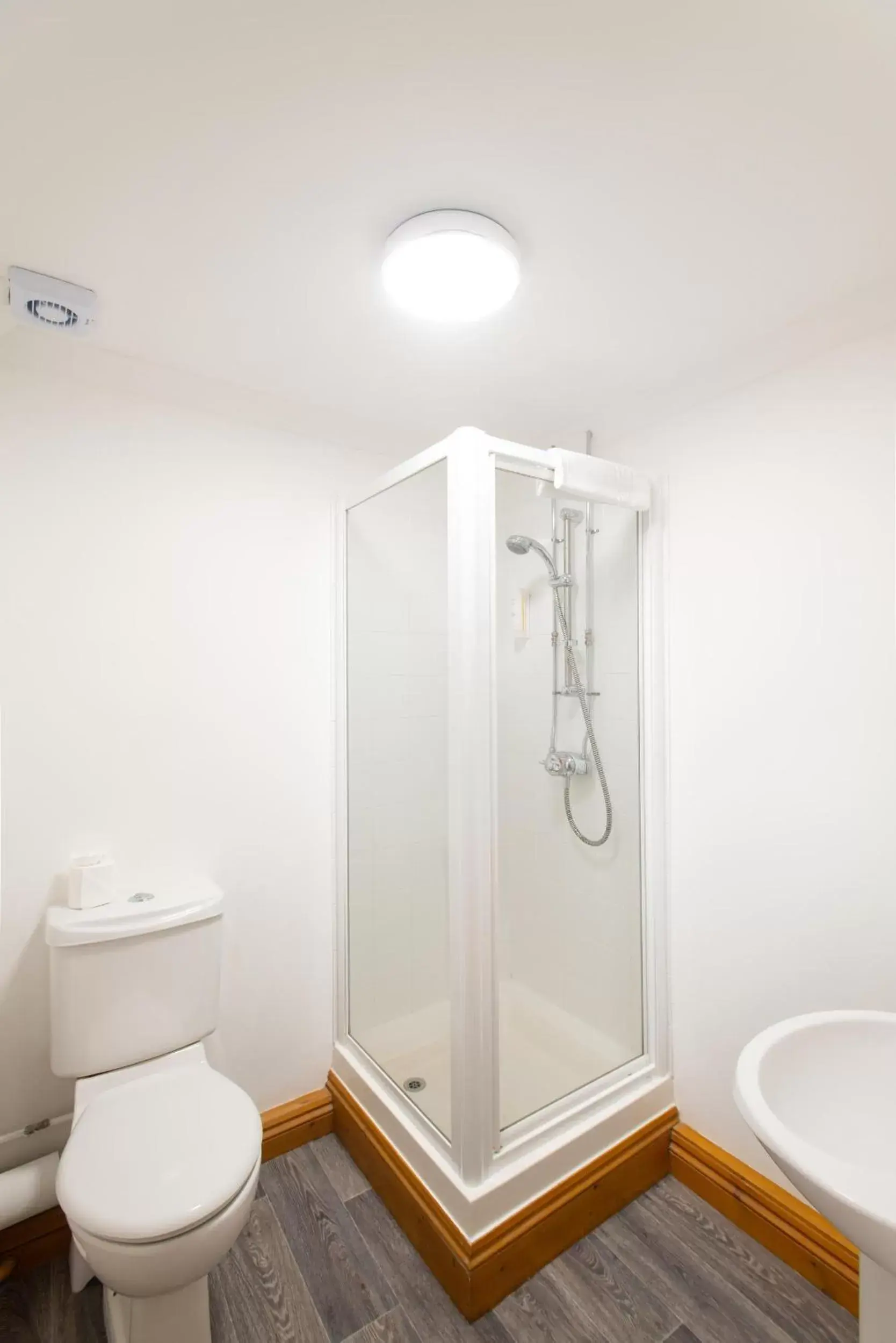 Two-Bedroom Apartment with Terrace and Golf Course View in Tregenna Castle Resort Two-Bedroom Apartment with Terrace and Golf Course View in Tregenna Castle Resort