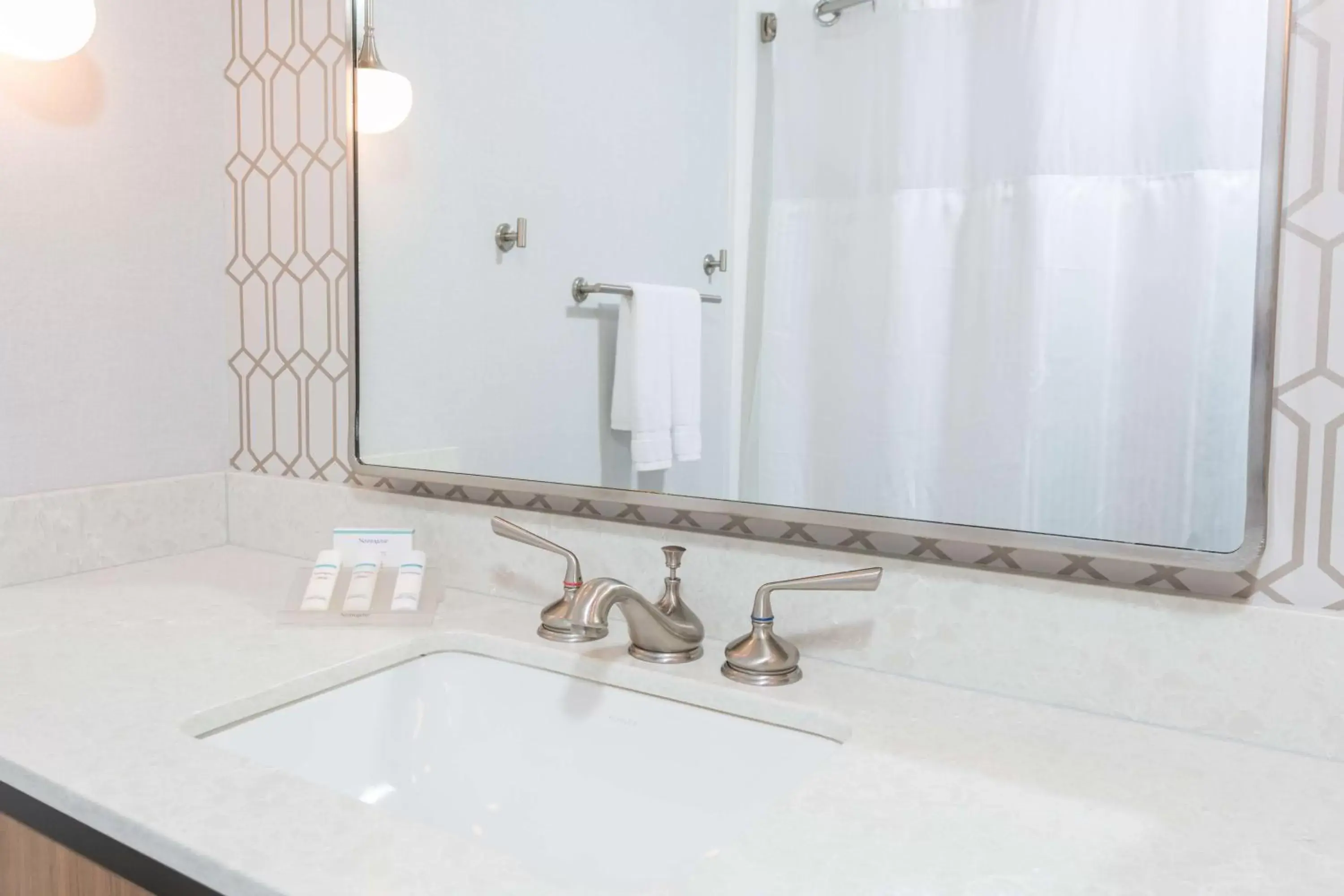 Double Room with Two Double Beds in Hilton Garden Inn Oakland/San Leandro Double Room with Two Double Beds in Hilton Garden Inn Oakland/San Leandro