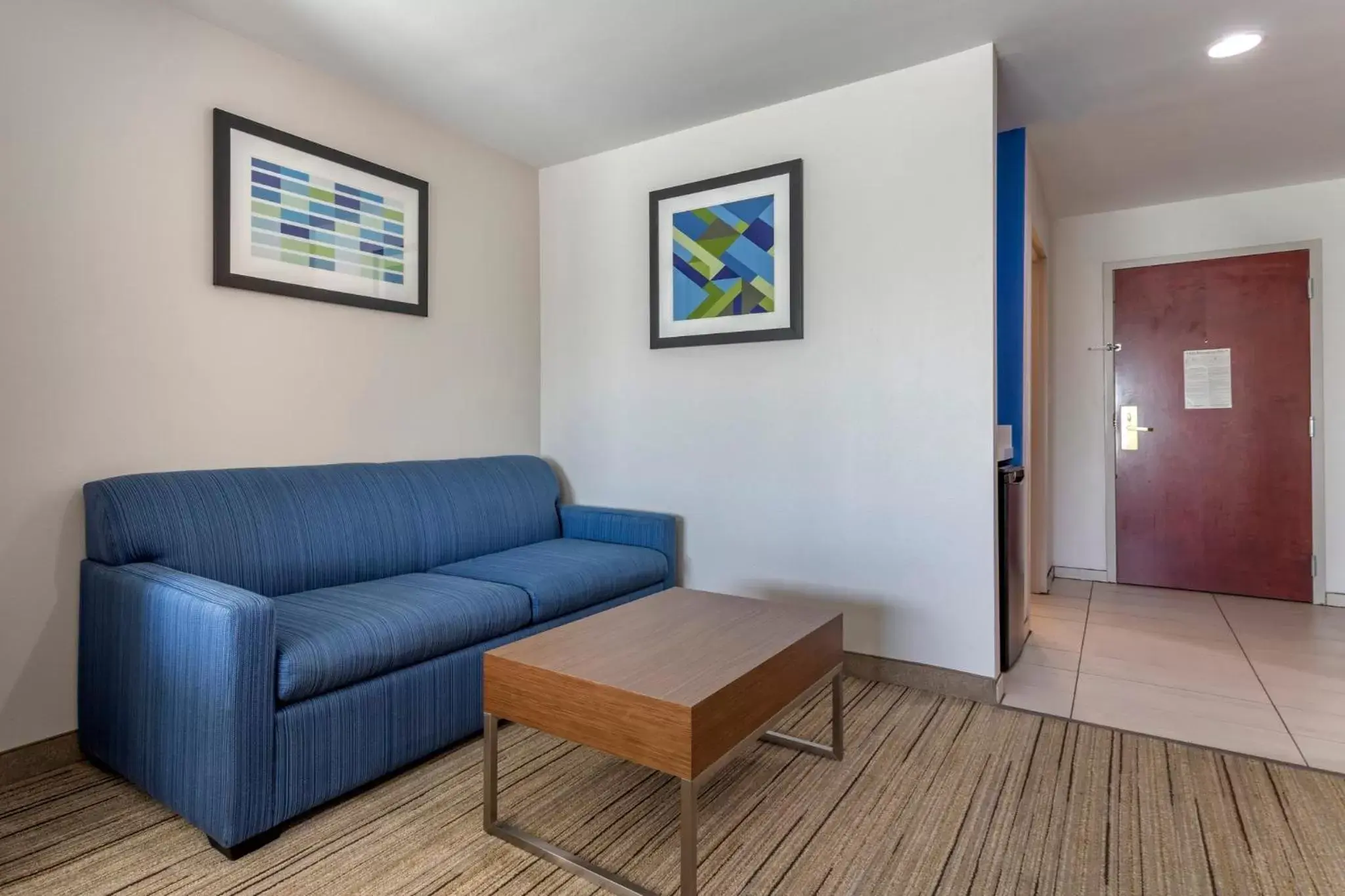 King Suite with Sofa Bed - Hearing Accessible in Holiday Inn Express Hotel and Suites Natchitoches by IHG King Suite with Sofa Bed - Hearing Accessible in Holiday Inn Express Hotel and Suites Natchitoches by IHG