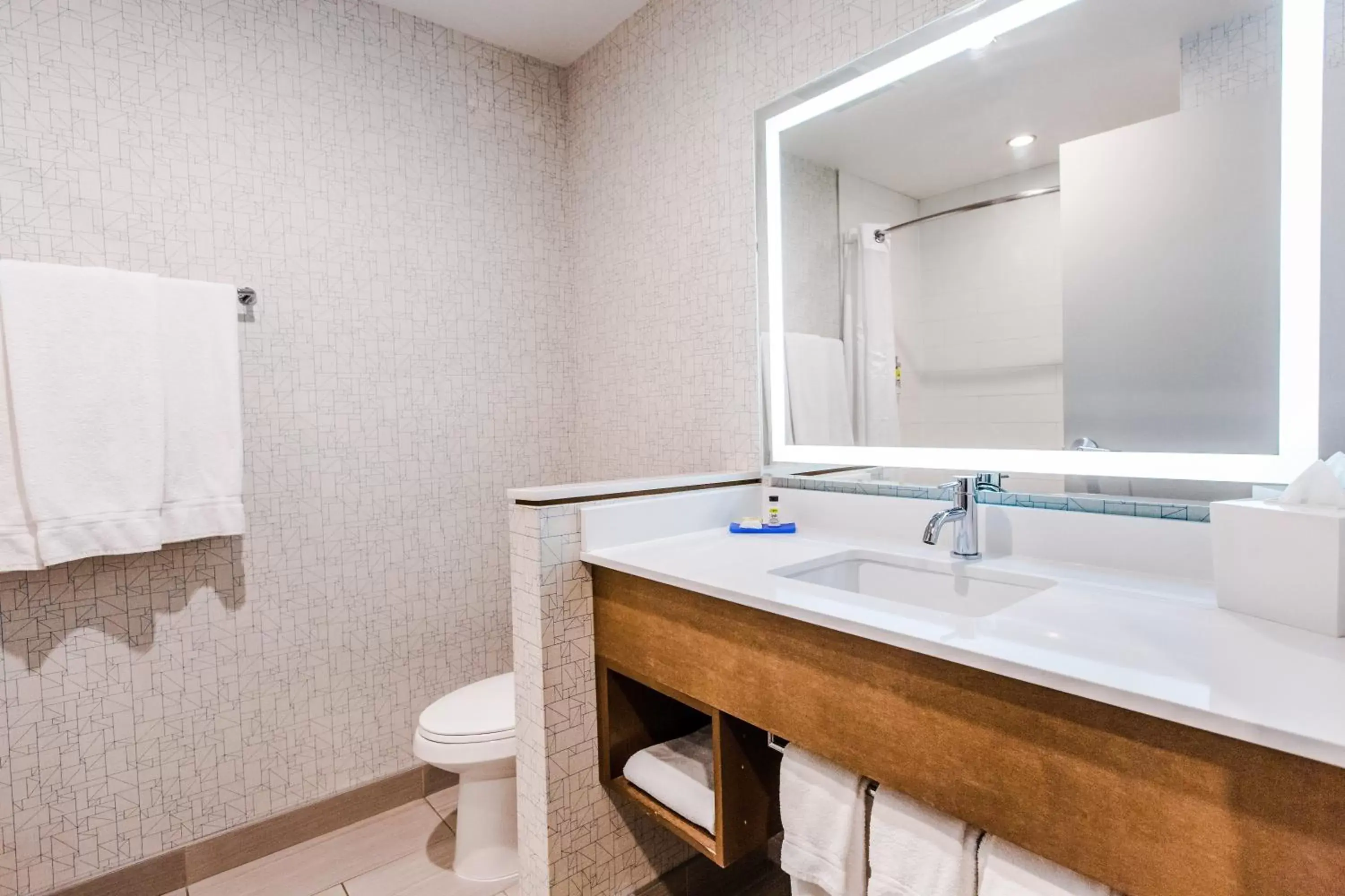 Suite with Two Beds - Non-Smoking in Holiday Inn Express & Suites - West Edmonton-Mall Area by IHG Suite with Two Beds - Non-Smoking in Holiday Inn Express & Suites - West Edmonton-Mall Area by IHG