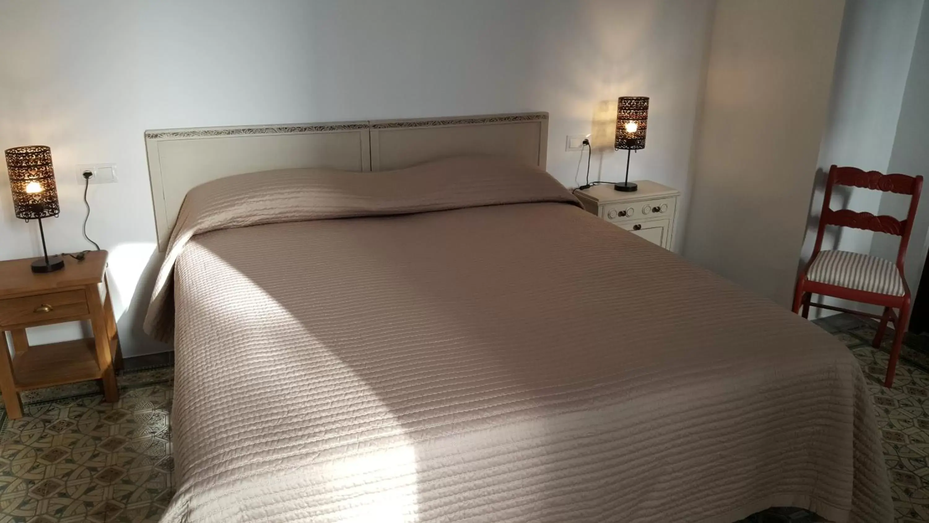 Double or Twin Room with Bathroom in Fuentepiedra Casa Rural Categoría Superior Double or Twin Room with Bathroom in Fuentepiedra Casa Rural Categoría Superior