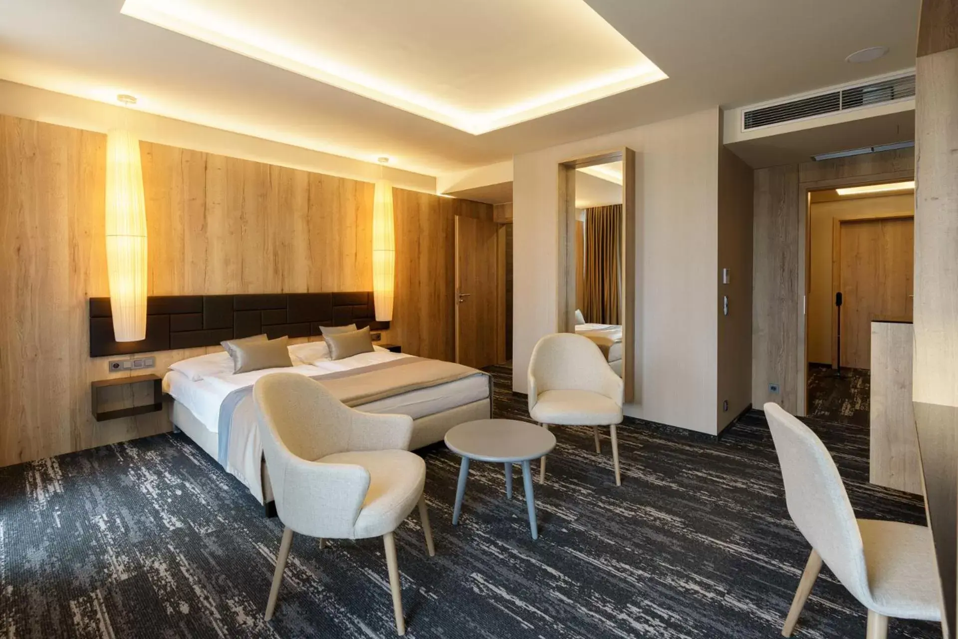 Maisonette (2 Adults + 2 Children) in Hotel Hills Maisonette (2 Adults + 2 Children) in Hotel Hills