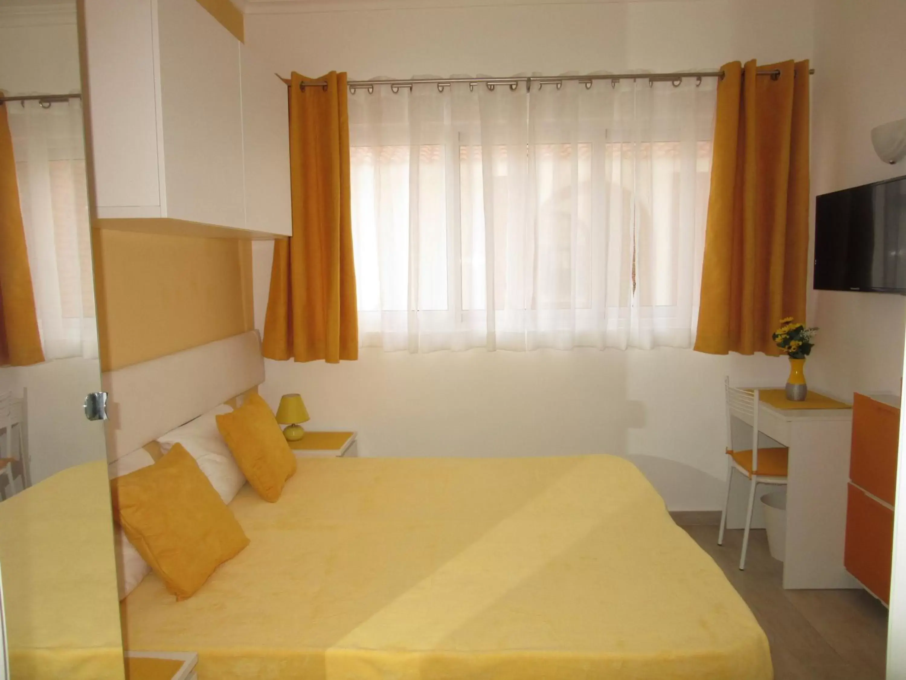 Premier Superior Suite with patio & pool view and access (ground floor) in Coral Village - "Caribbean Cocktails" Deluxe Suites & Pool Premier Superior Suite with patio & pool view and access (ground floor) in Coral Village - "Caribbean Cocktails" Deluxe Suites & Pool