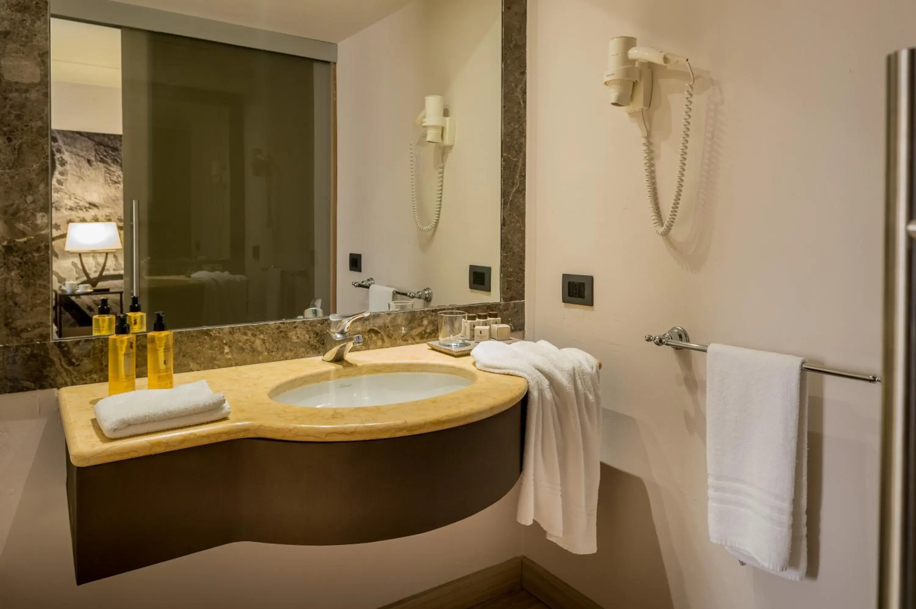 Junior Suite in Hotel Federico II Central Palace Junior Suite in Hotel Federico II Central Palace