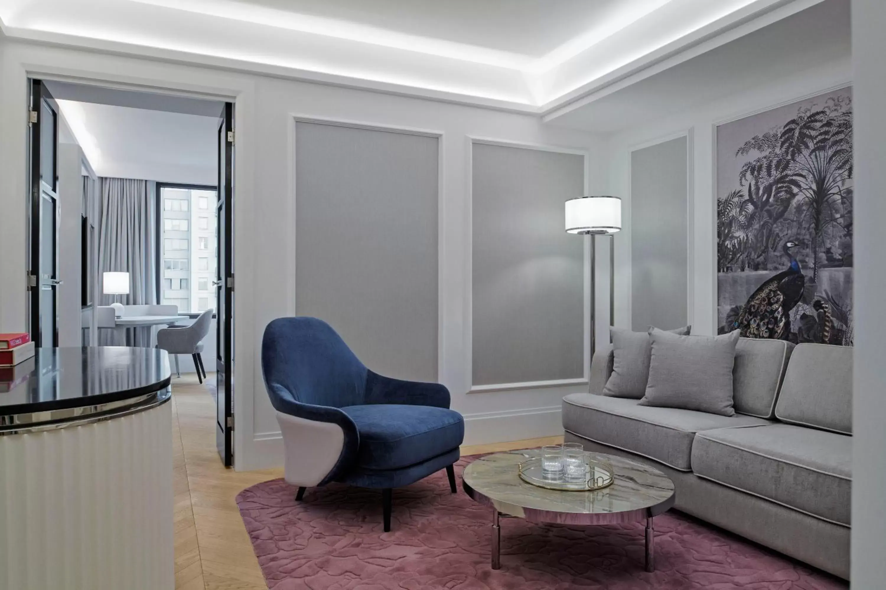 Boulevard Suite in The Royce Boulevard Suite in The Royce