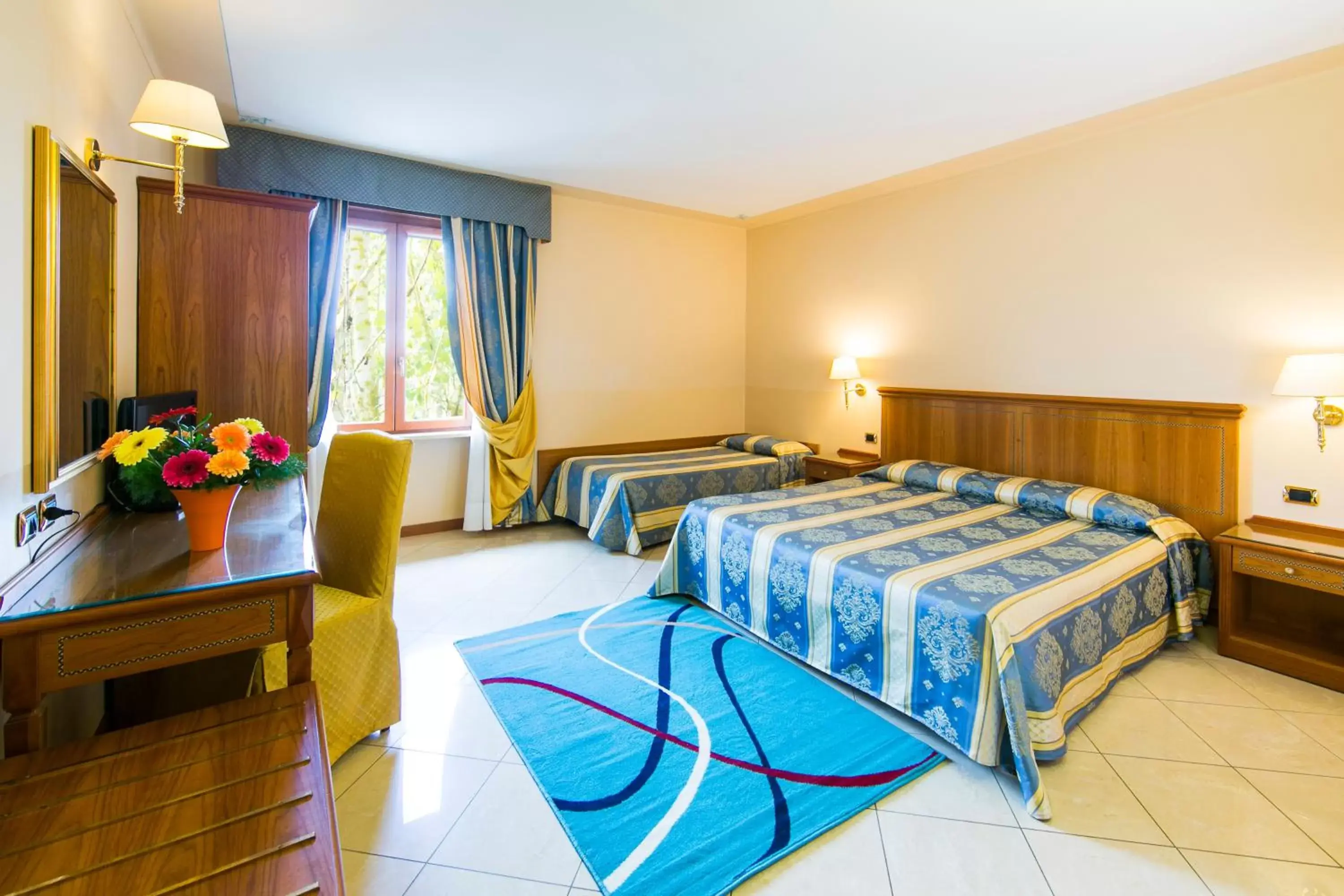 Triple Room in Hotel Londra Triple Room in Hotel Londra