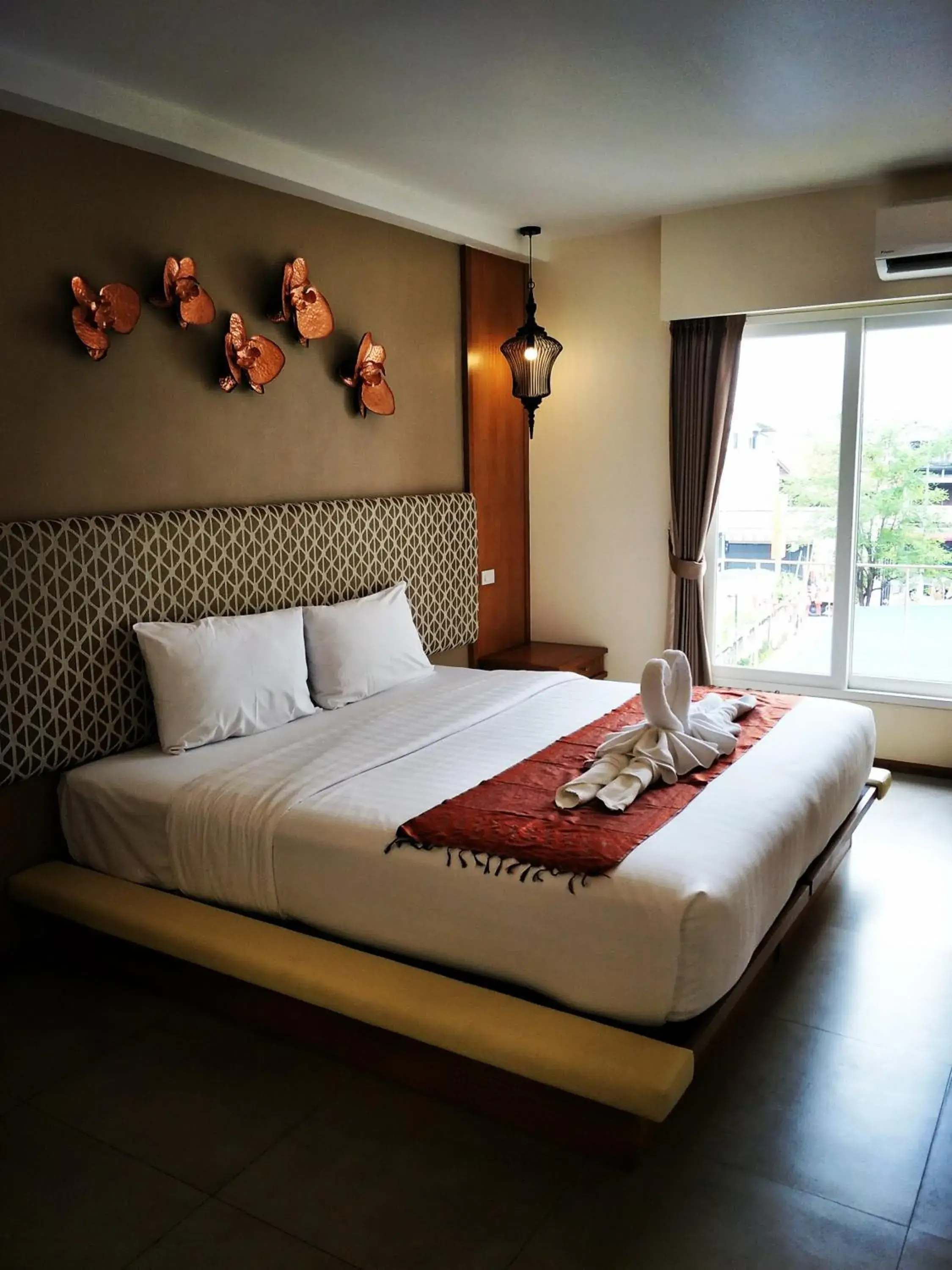 Superior Double Room - single occupancy in The Signature Hotel @ Thapae Superior Double Room - single occupancy in The Signature Hotel @ Thapae