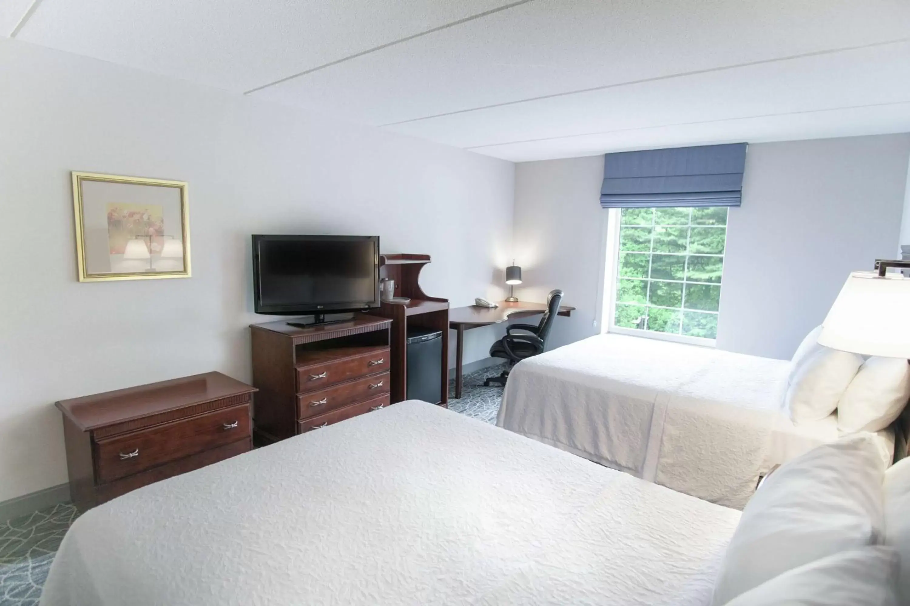 Queen Room with Two Queen Beds - Disability/Hearing Accessible with Bathtub in Hampton Inn & Suites Berkshires-Lenox Queen Room with Two Queen Beds - Disability/Hearing Accessible with Bathtub in Hampton Inn & Suites Berkshires-Lenox