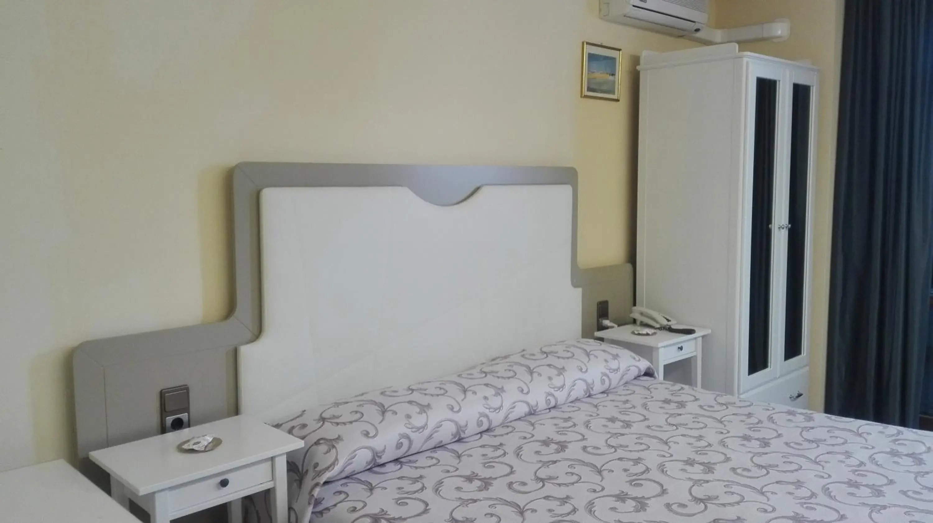 Standard Double Room in Hotel Laura Christina Standard Double Room in Hotel Laura Christina