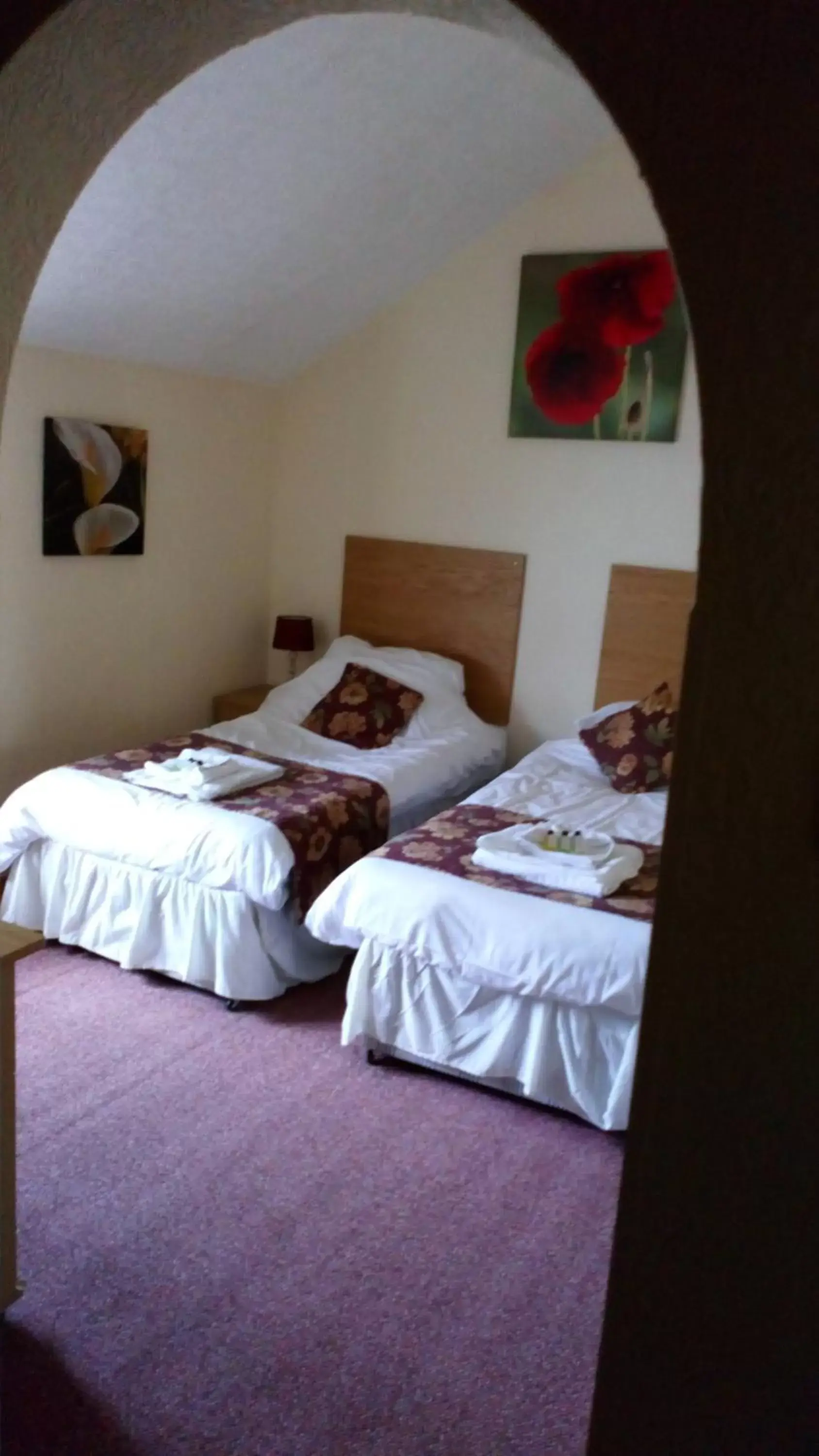 Standard Quadruple Room in Ferns Hotel/Palms Leisure Standard Quadruple Room in Ferns Hotel/Palms Leisure