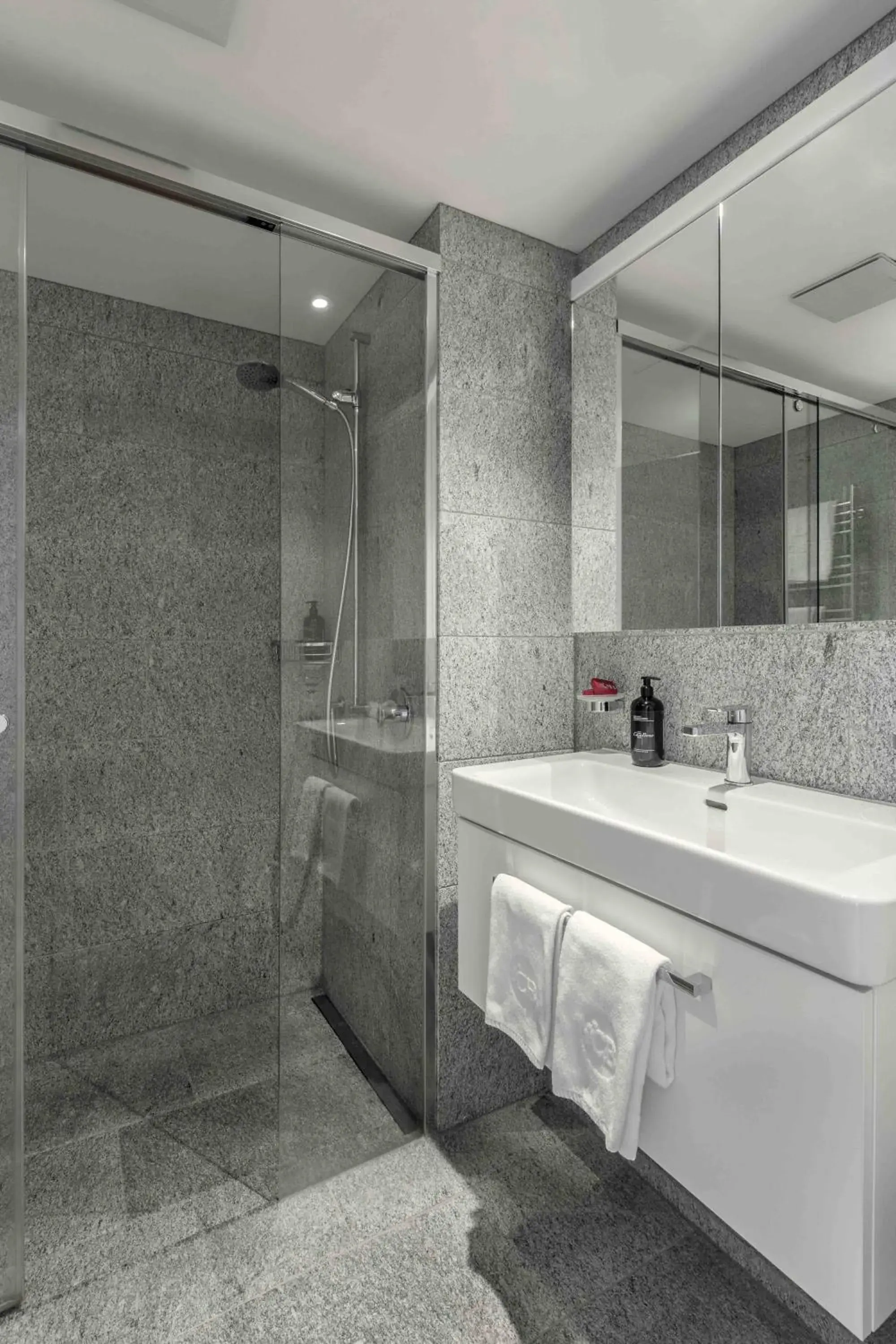 Modern Family Apartment with Balcony and Lake View in Casa Berno Panorama Resort Modern Family Apartment with Balcony and Lake View in Casa Berno Panorama Resort