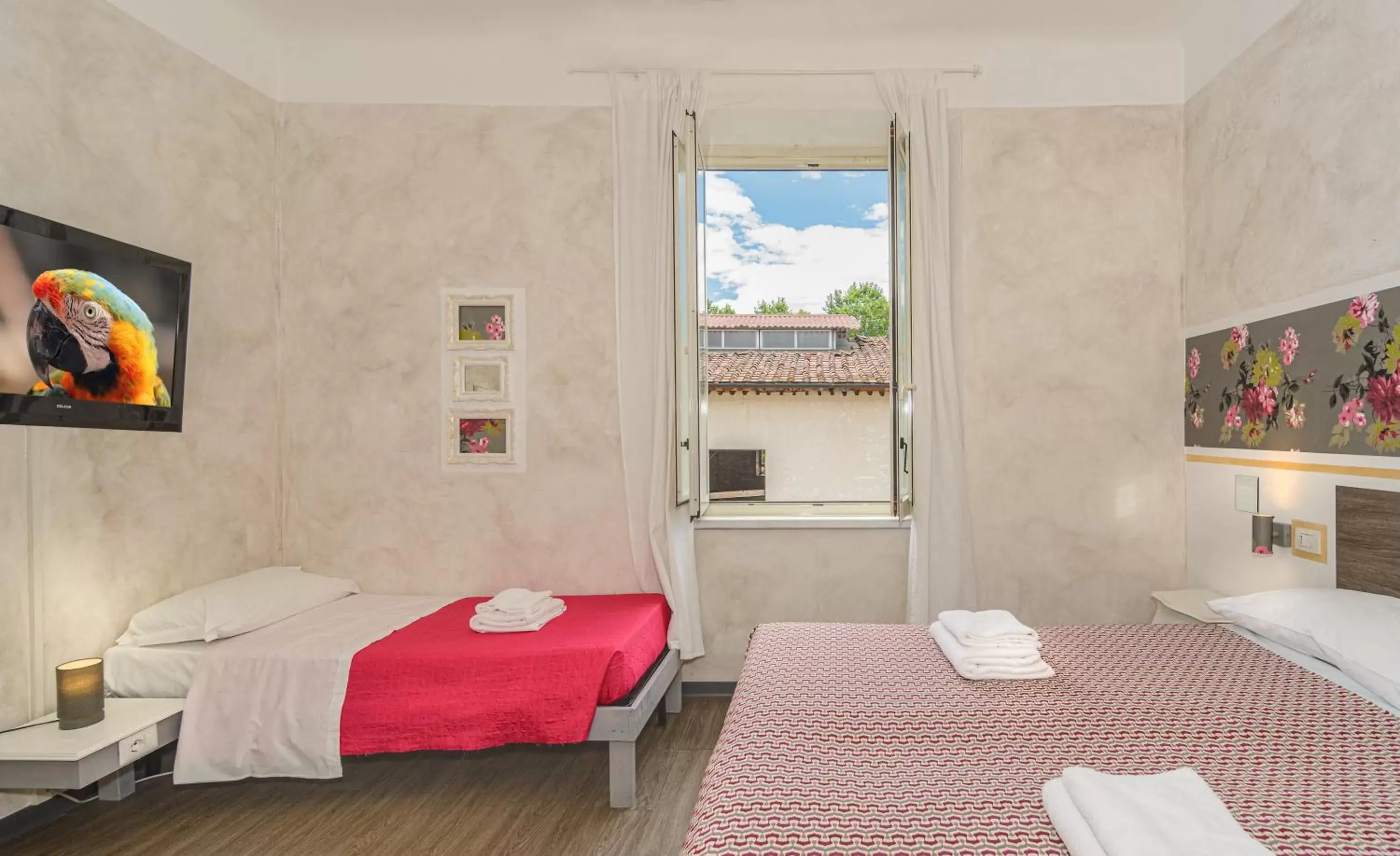 Triple Room in B&B Relais Inn Lucca Triple Room in B&B Relais Inn Lucca