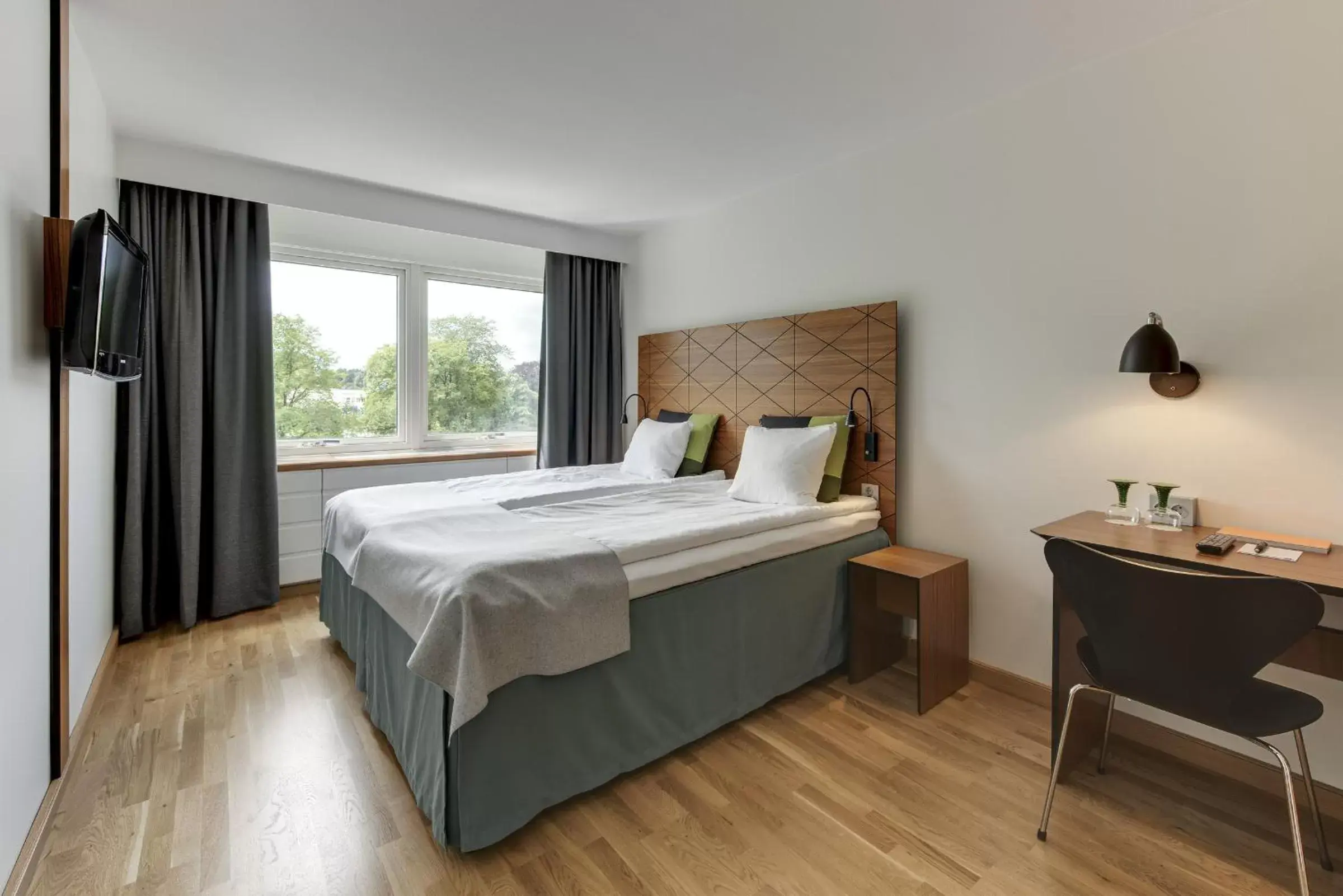Standard Double or Twin Room in Quality Hotel Grand, Borås Standard Double or Twin Room in Quality Hotel Grand, Borås