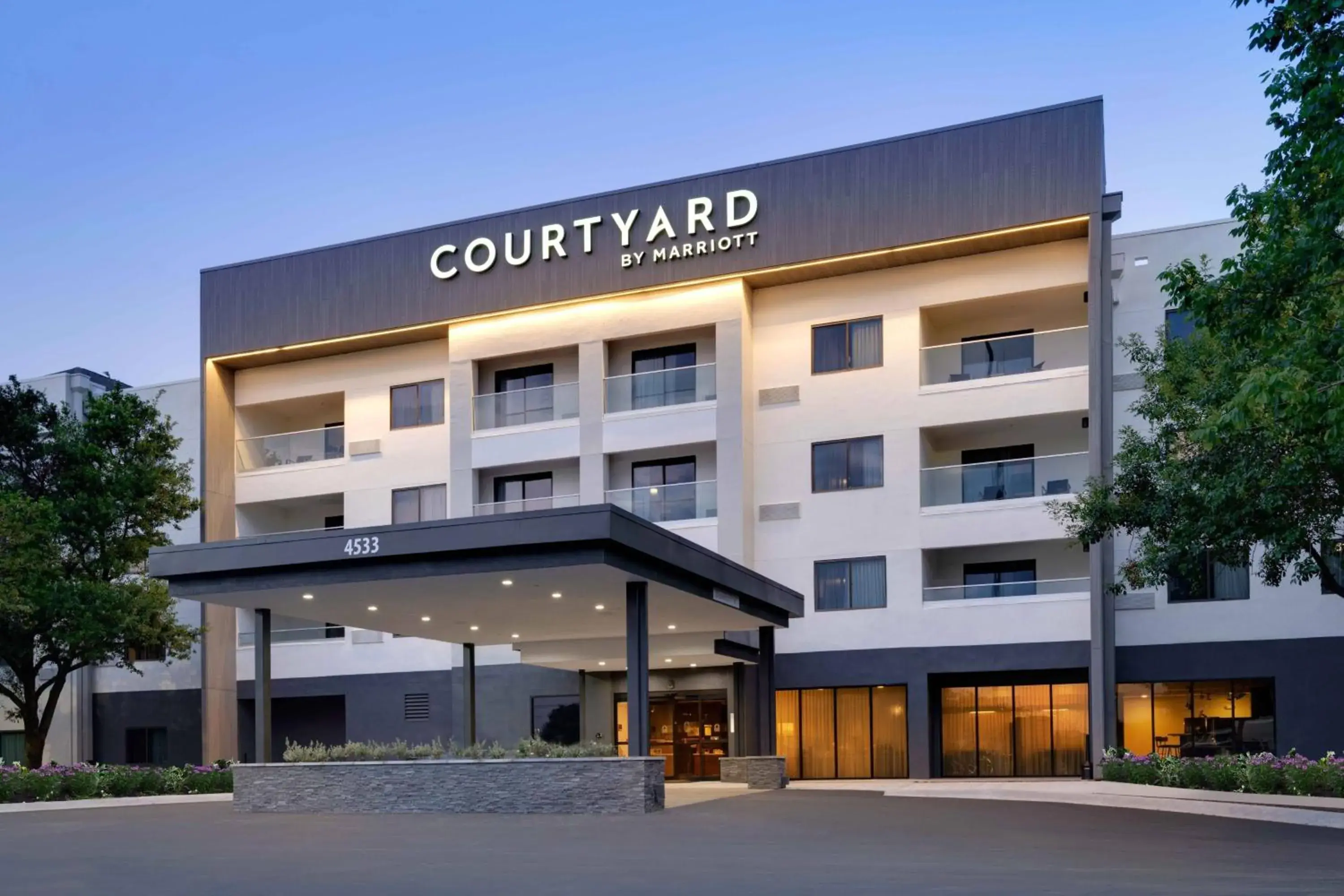 Courtyard Austin South Courtyard Austin South