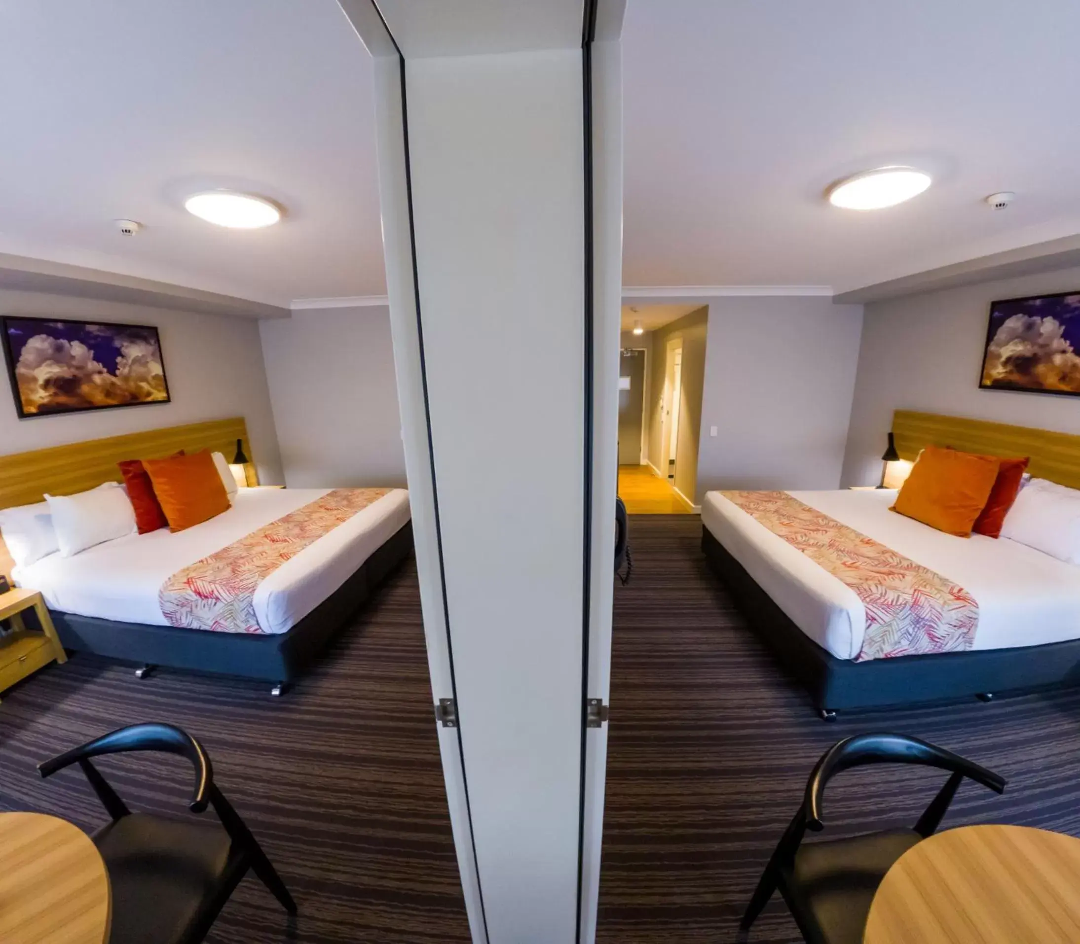 Interconnecting - King Rooms in Potters Toowoomba Hotel Interconnecting - King Rooms in Potters Toowoomba Hotel