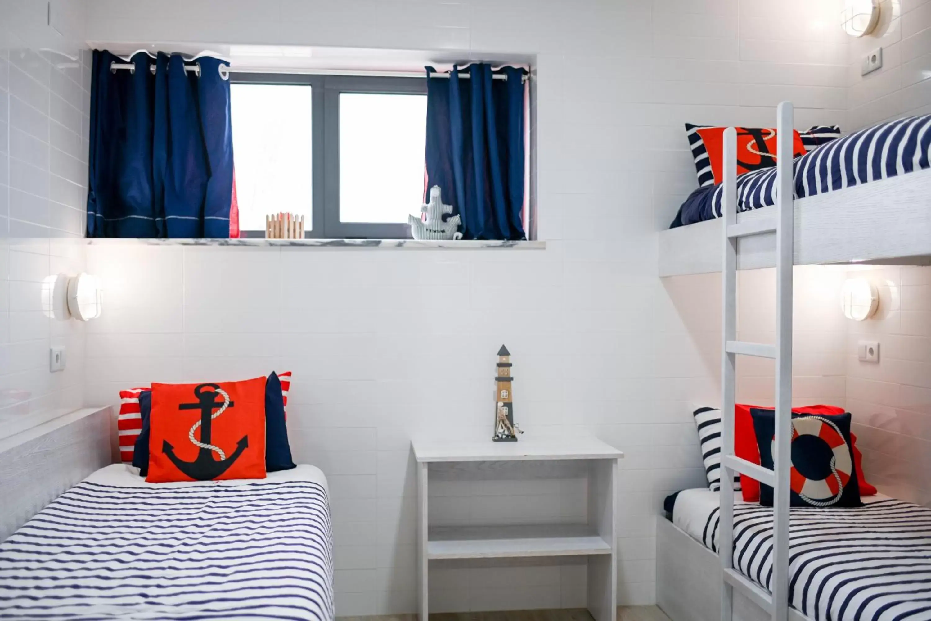 Bunk Bed in Mixed Dormitory Room in Ferrel Surf House Bunk Bed in Mixed Dormitory Room in Ferrel Surf House