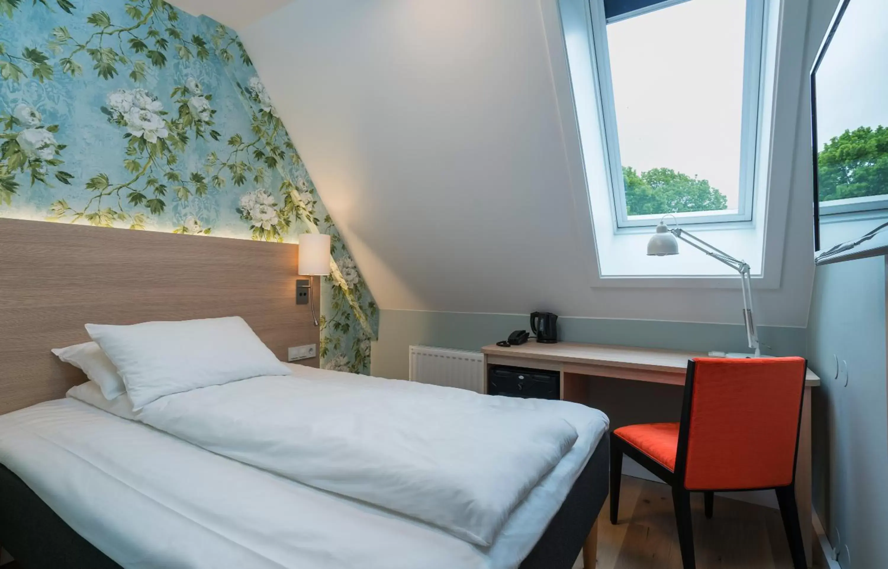 Standard Single Room in Thon Hotel Tønsberg Brygge Standard Single Room in Thon Hotel Tønsberg Brygge