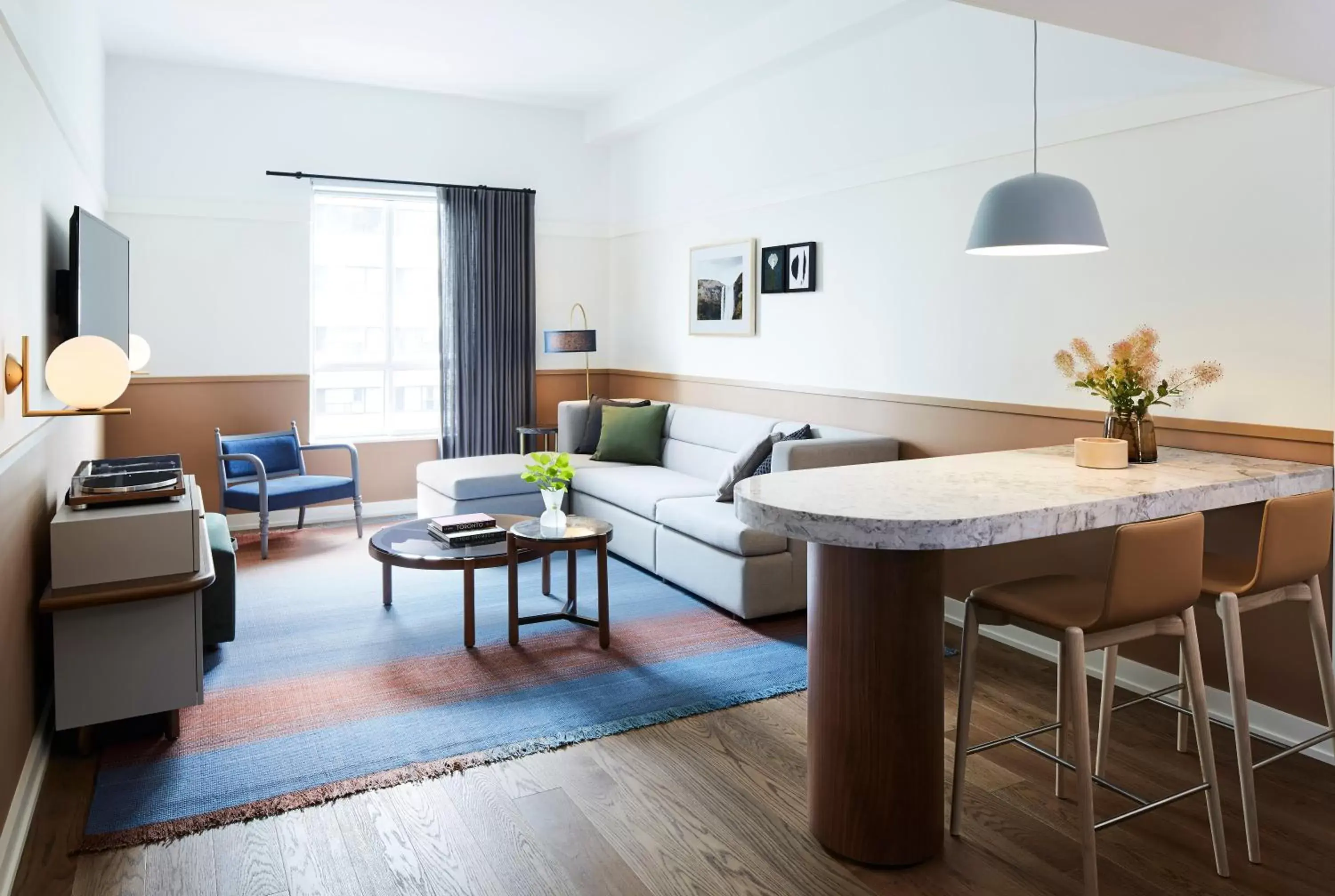 1 Bedroom Suite High Floor in Kimpton Saint George Hotel, an IHG Hotel 1 Bedroom Suite High Floor in Kimpton Saint George Hotel, an IHG Hotel