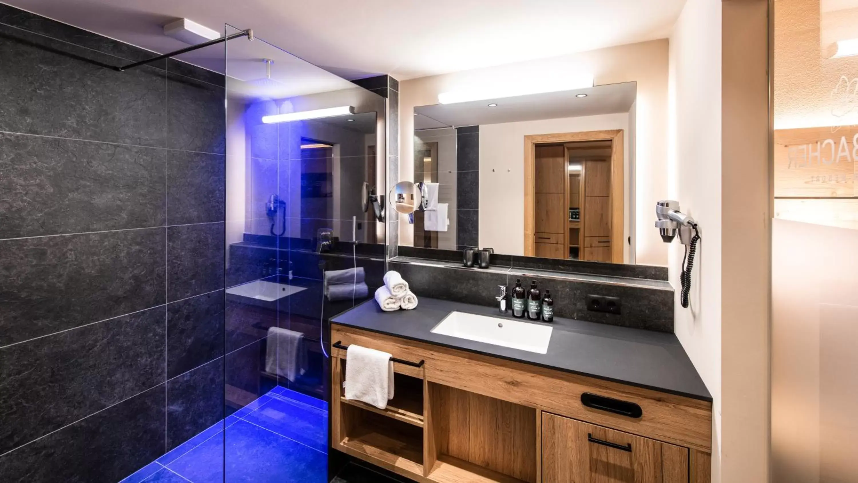 Junior Suite in Natur Resort RISSBACHER Junior Suite in Natur Resort RISSBACHER