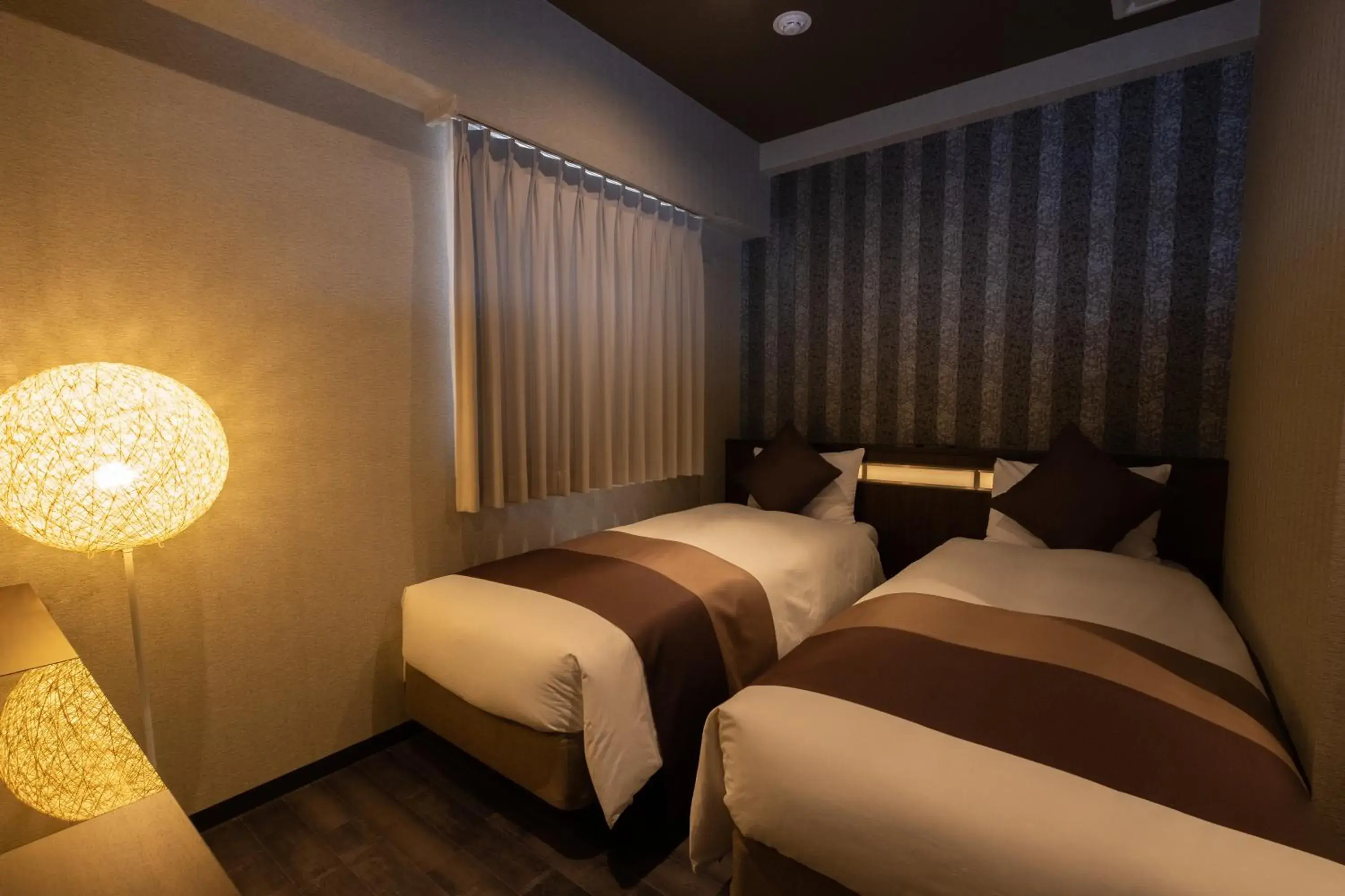 Standard Twin Room - Non-Smoking in Nipponbashi Luxe Hotel Standard Twin Room - Non-Smoking in Nipponbashi Luxe Hotel