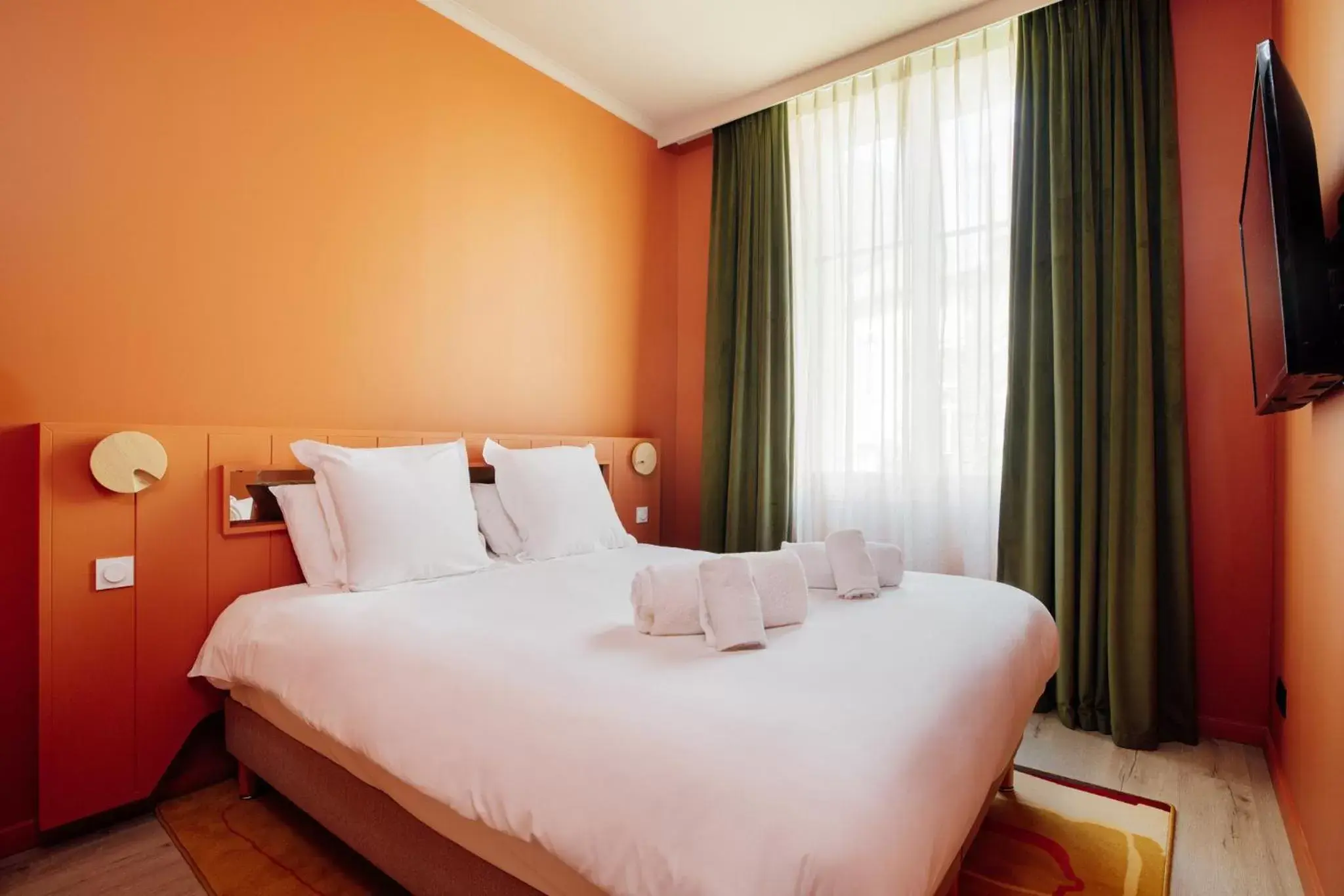 Photo of the whole room, Bed in La Loge Gogaille - Fernand Rabier - accès digital Photo of the whole room, Bed in La Loge Gogaille - Fernand Rabier - accès digital