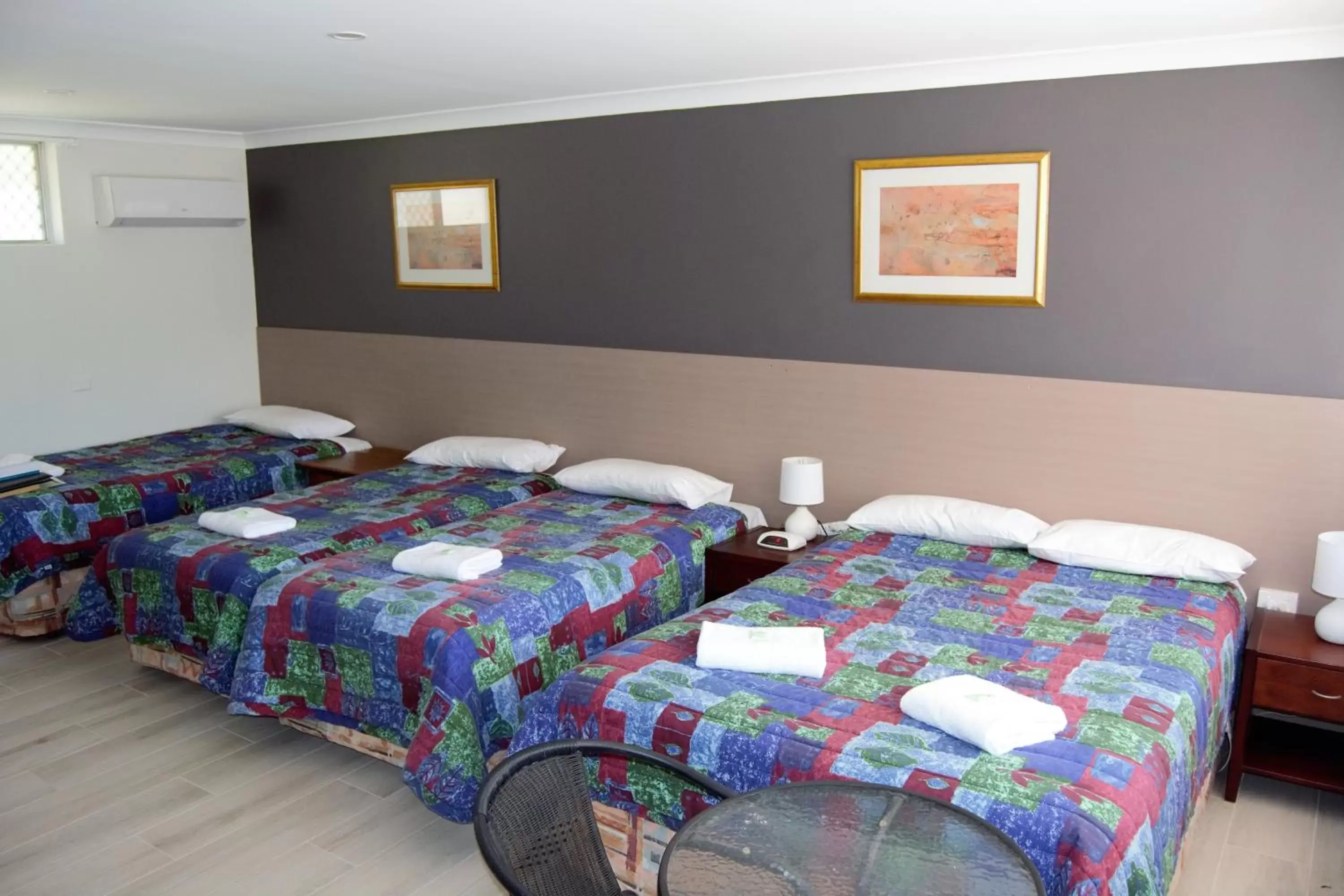 Standard Family Room in Civic Motor Inn Standard Family Room in Civic Motor Inn