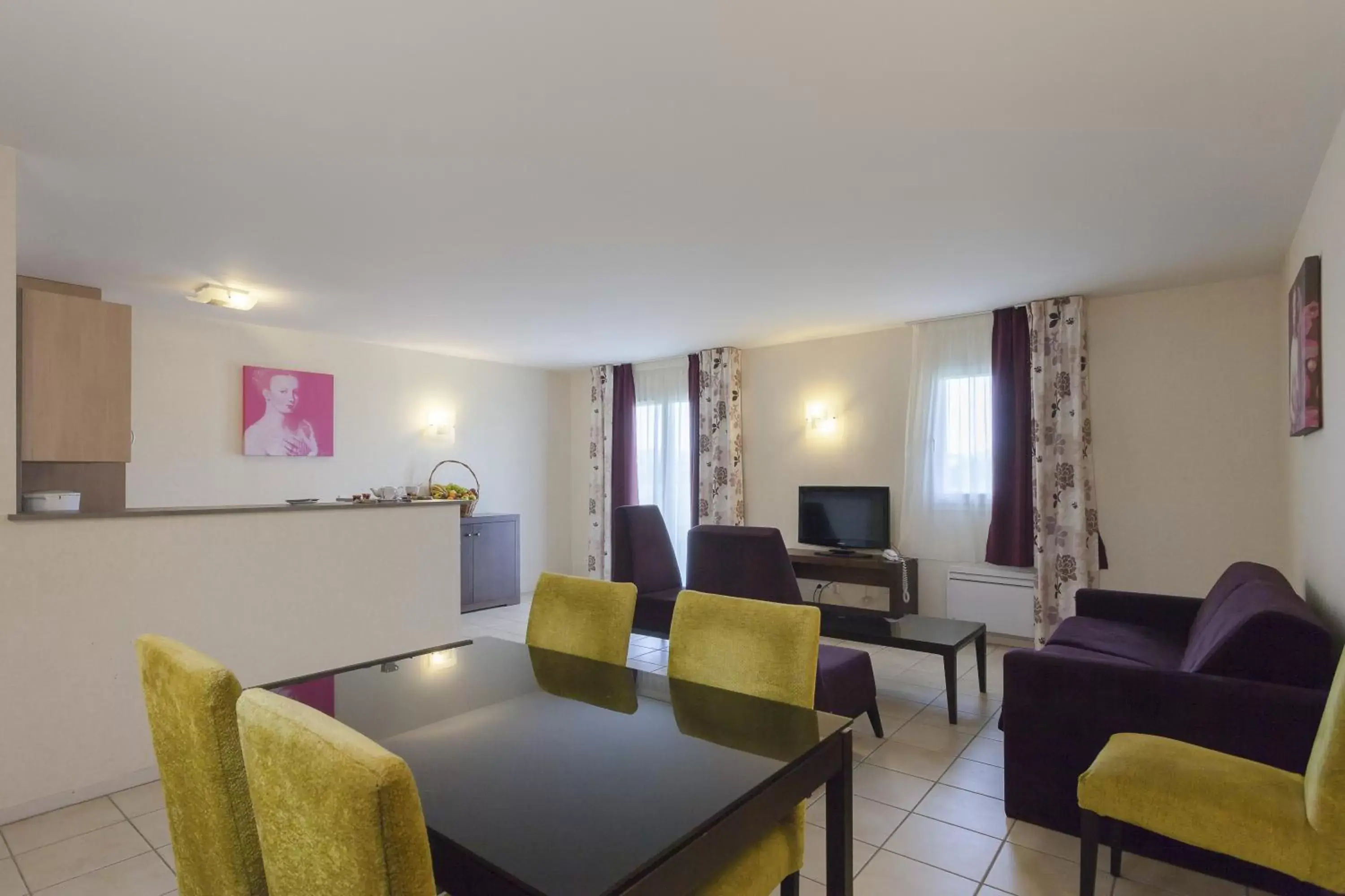 Duplex Apartment 5-6 people in Résidence Villa Bellagio Amboise by Popinns Duplex Apartment 5-6 people in Résidence Villa Bellagio Amboise by Popinns