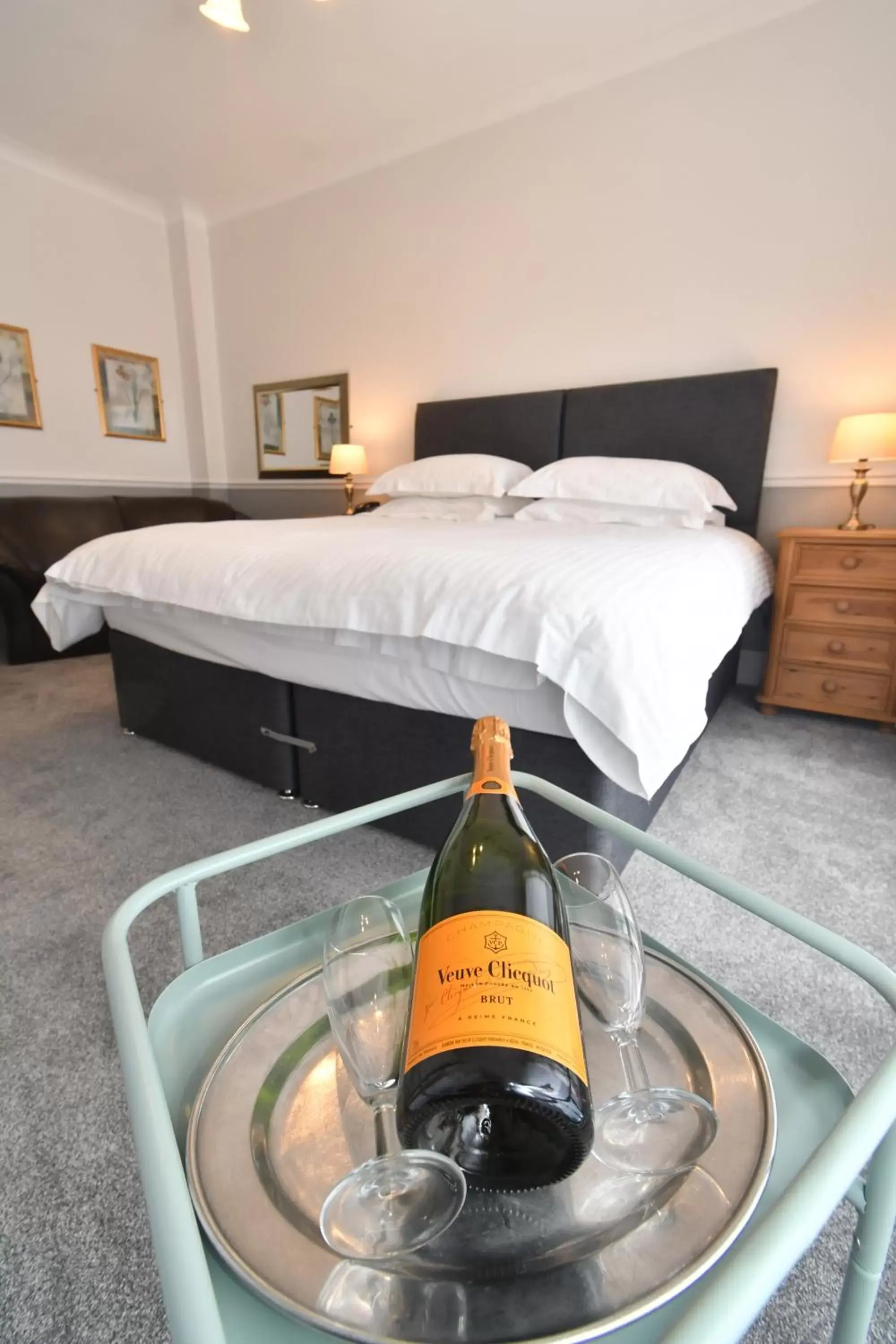 Double Room in Tenby House Double Room in Tenby House