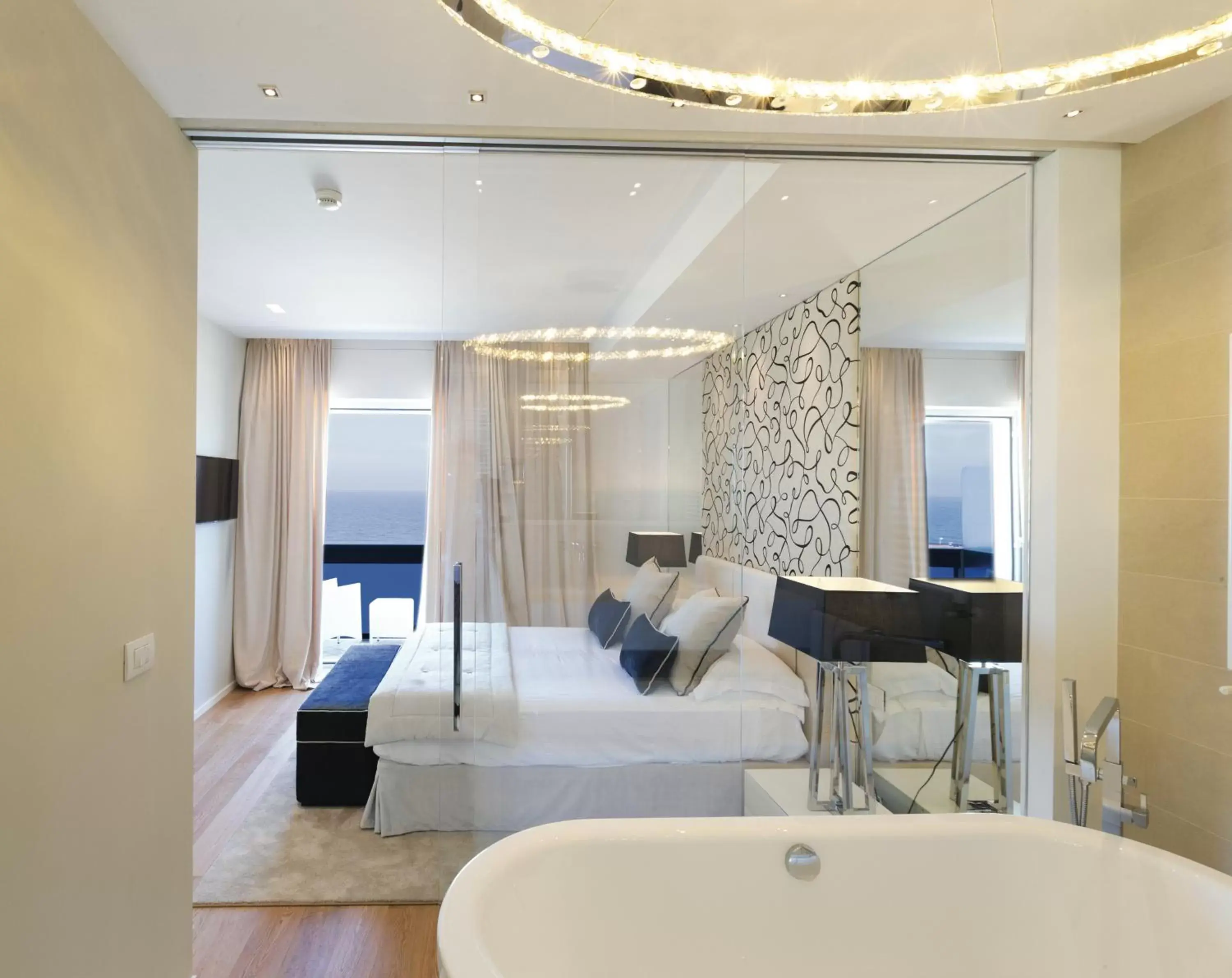 Suite with Front Sea View in Hotel Lungomare Suite with Front Sea View in Hotel Lungomare