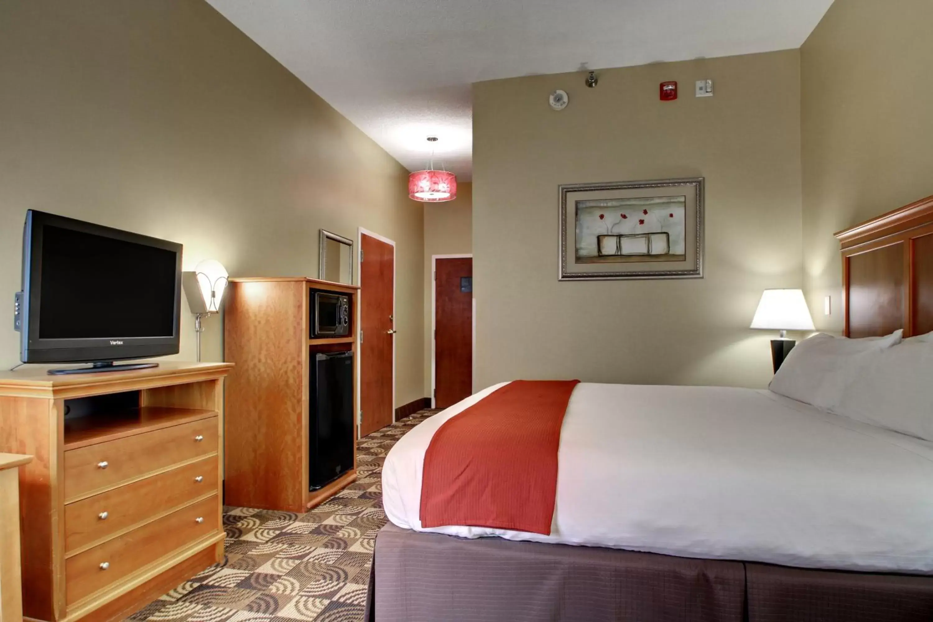King Room - Mobility Access/Hearing Accessible in Holiday Inn Express Hurricane Mills Waverly, an IHG Hotel King Room - Mobility Access/Hearing Accessible in Holiday Inn Express Hurricane Mills Waverly, an IHG Hotel
