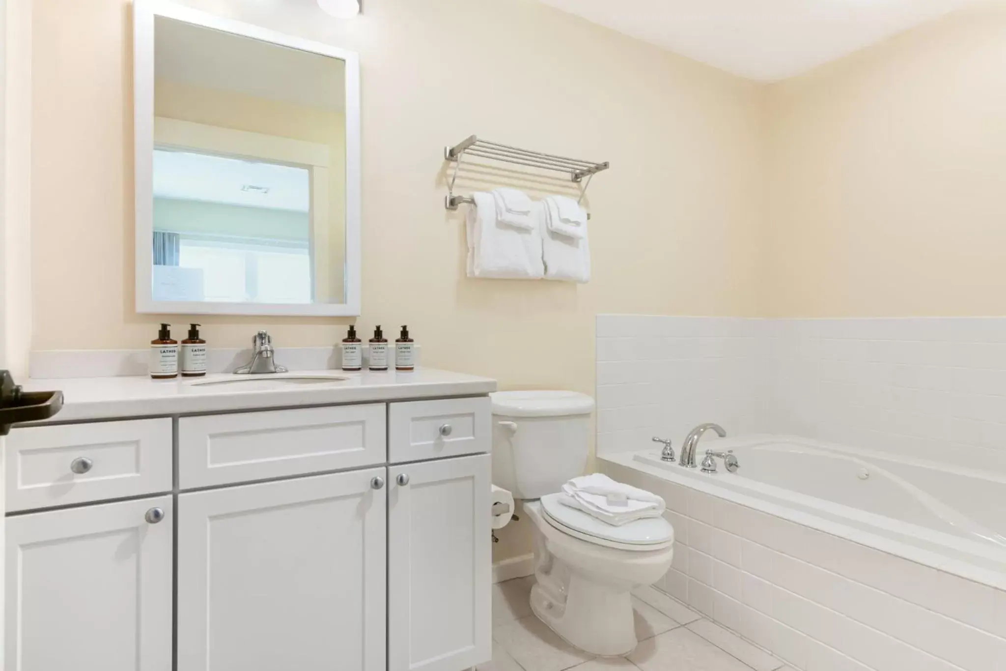 Two-Bedroom Apartment in Jackson Gore Village on Okemo Mountain Two-Bedroom Apartment in Jackson Gore Village on Okemo Mountain