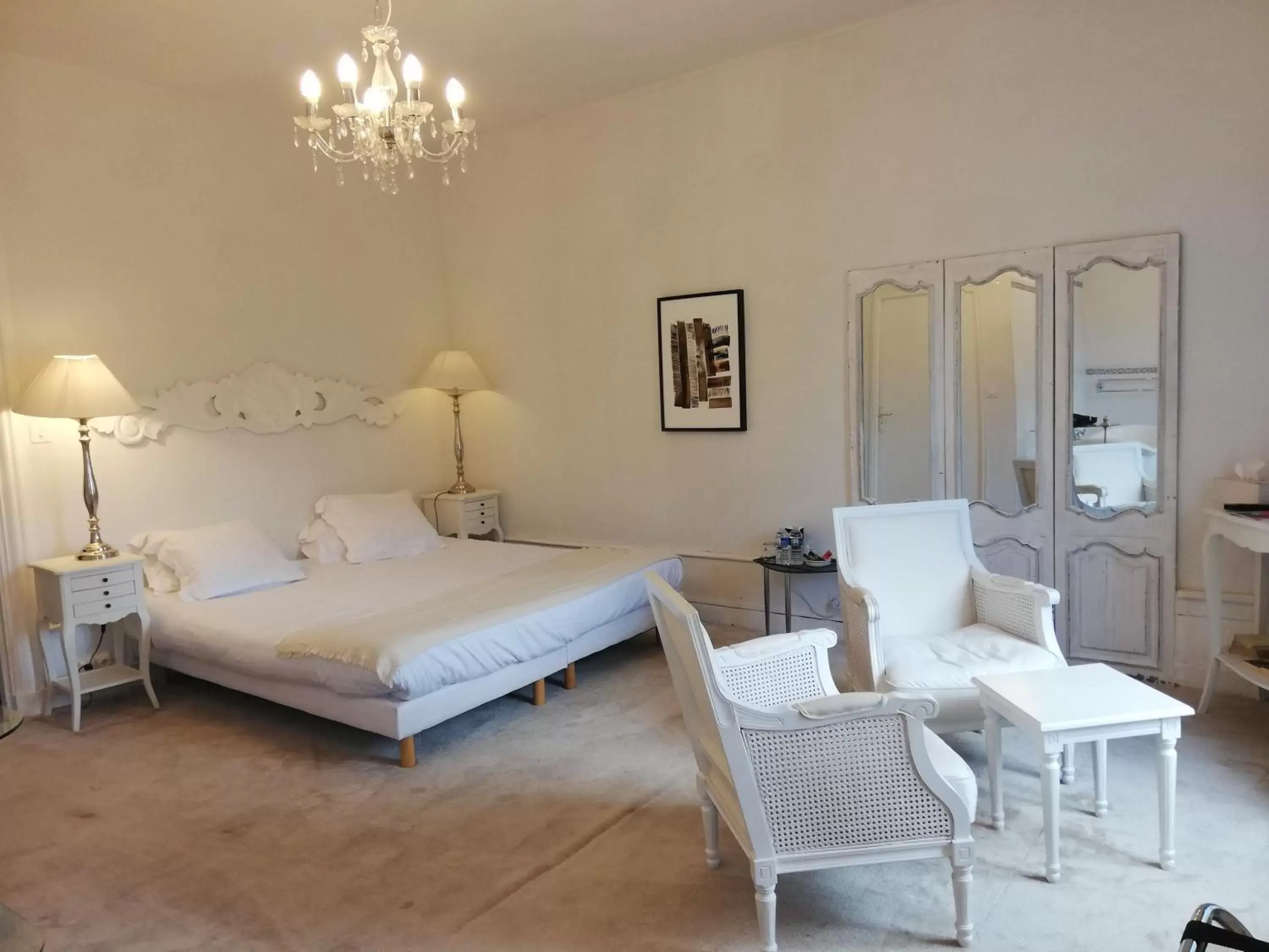 Superior Double Room in Château Les 4 Saisons Superior Double Room in Château Les 4 Saisons