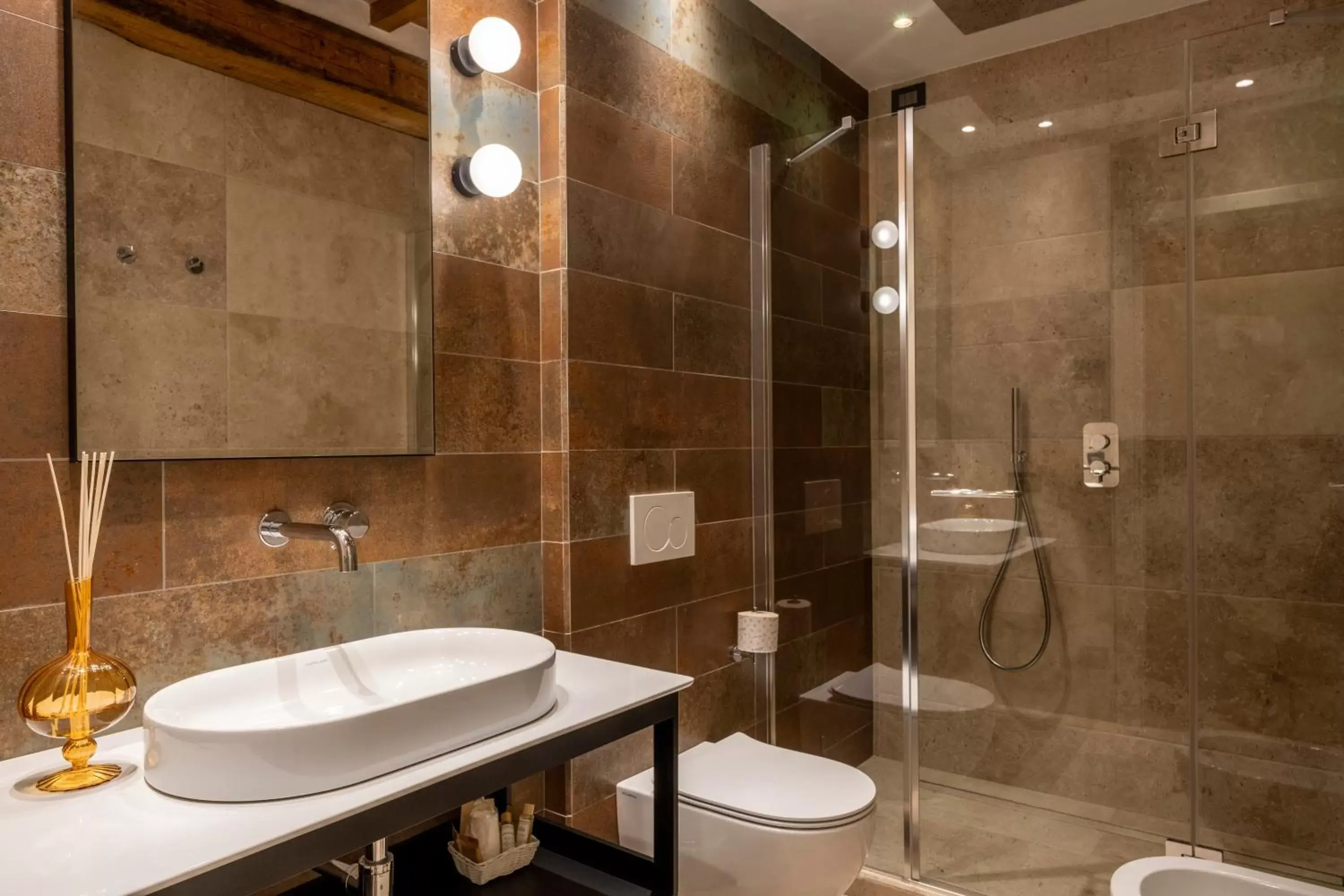 Superior Double Room in Palazzo del Mercante Superior Double Room in Palazzo del Mercante