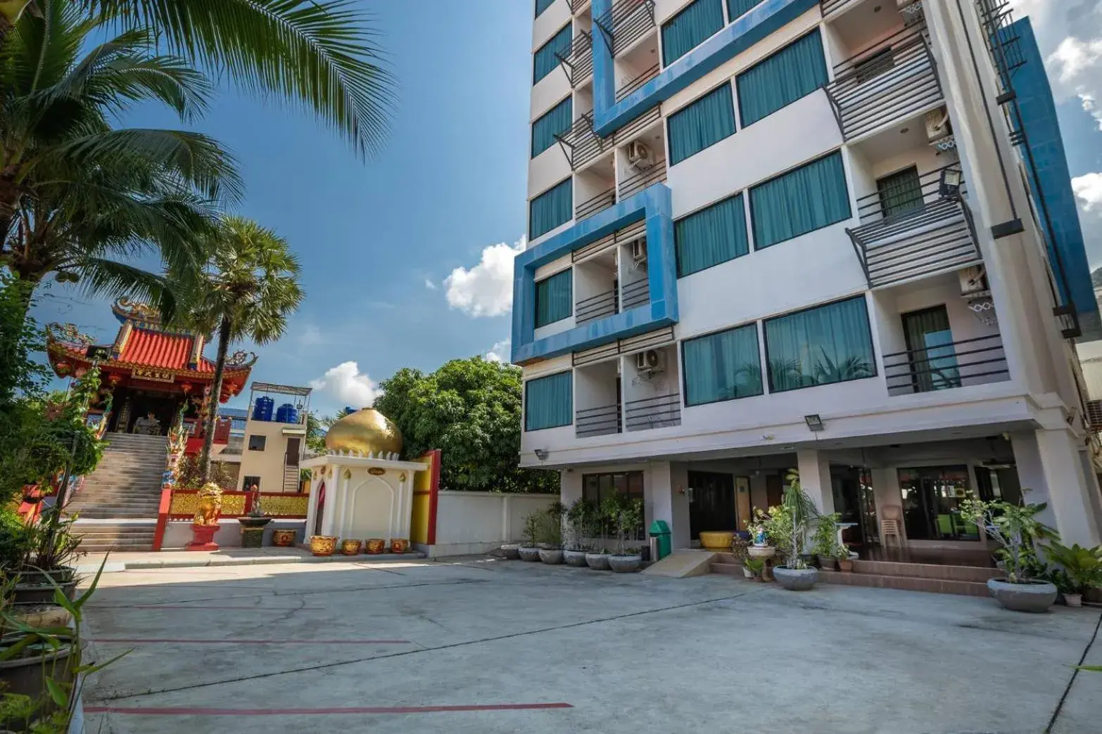 Deluxe Double or Twin Room with Garden View - single occupancy in The BluEco Hotel SHA Plus Deluxe Double or Twin Room with Garden View - single occupancy in The BluEco Hotel SHA Plus