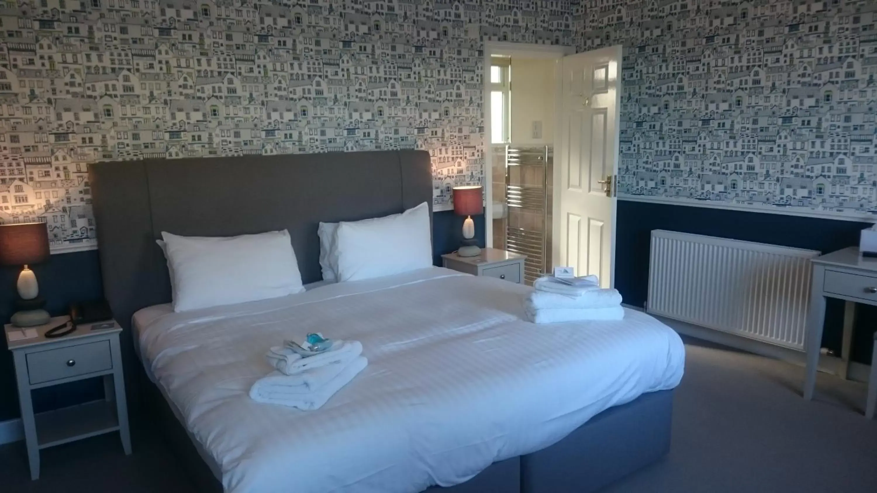 Double or Twin Room in The White Lodge Hotel Double or Twin Room in The White Lodge Hotel