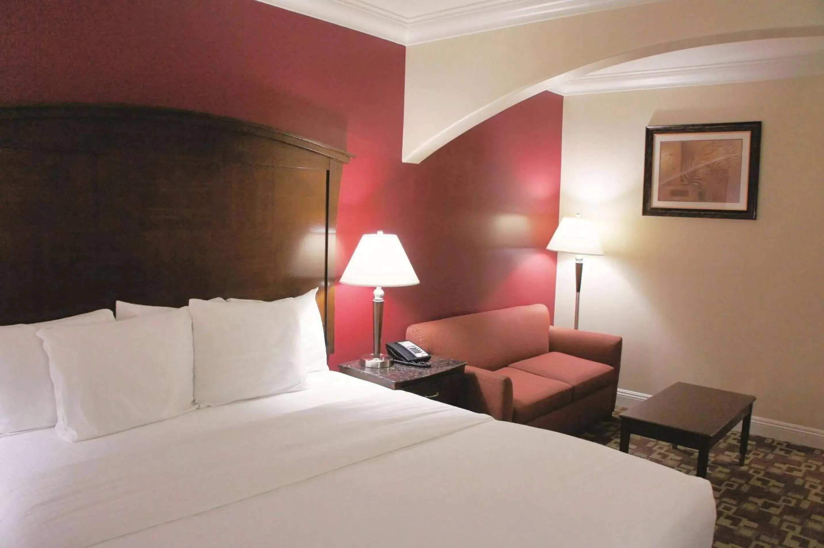 King Suite - Non-Smoking in La Quinta by Wyndham Moreno Valley King Suite - Non-Smoking in La Quinta by Wyndham Moreno Valley