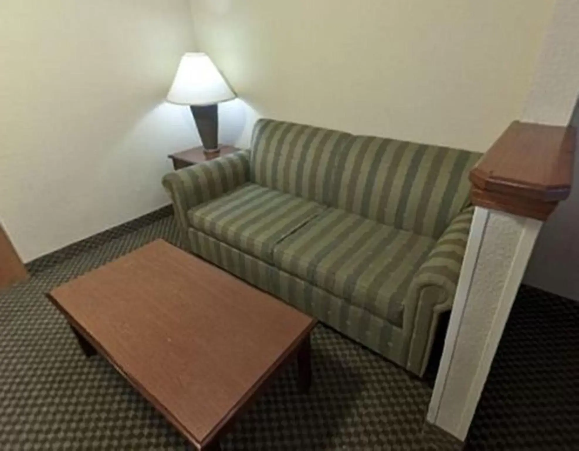 Holiday Inn Express Hotel & Suites Forest by IHG Holiday Inn Express Hotel & Suites Forest by IHG