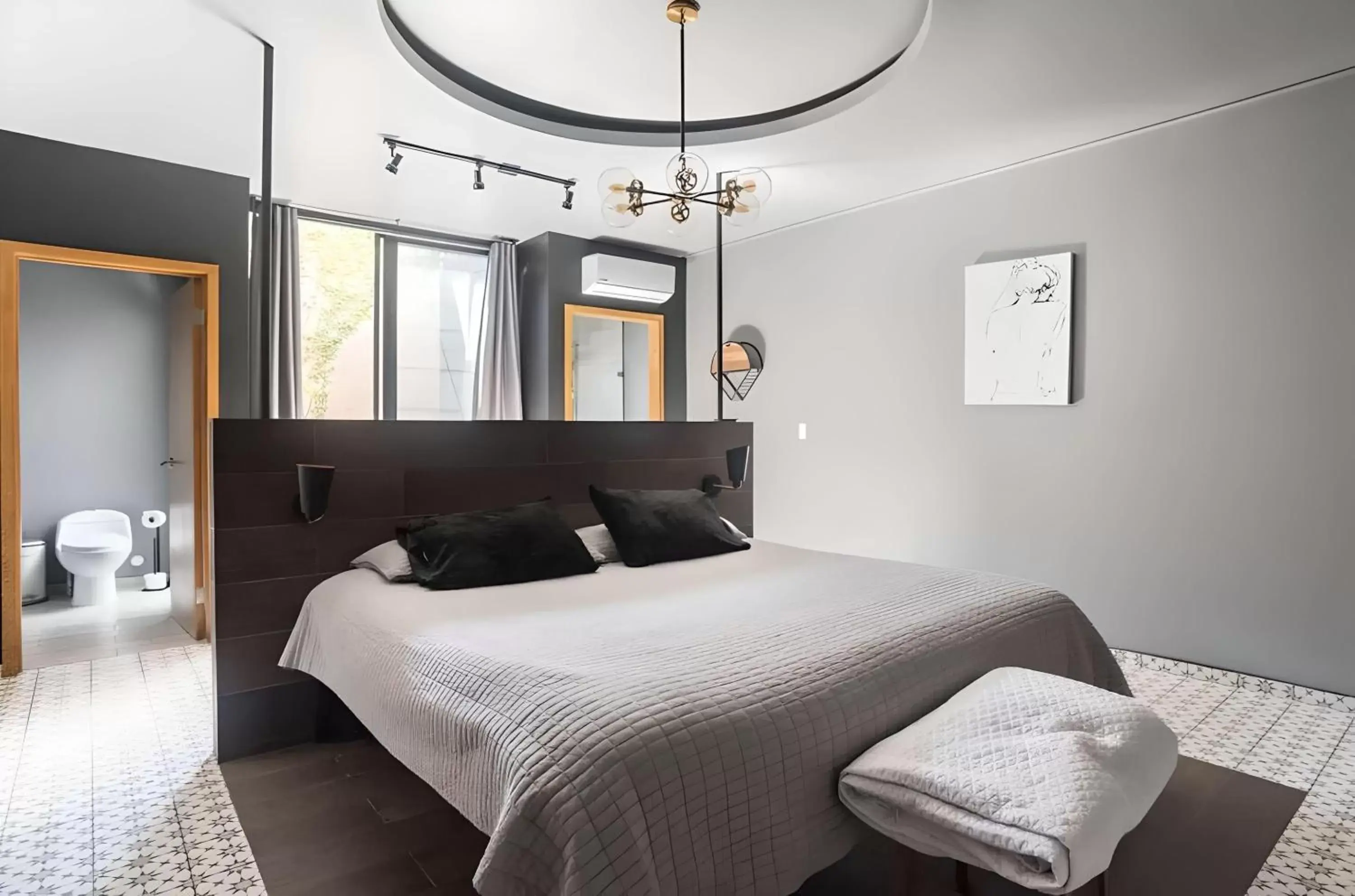 Bed in The Studios 22800 Bed in The Studios 22800