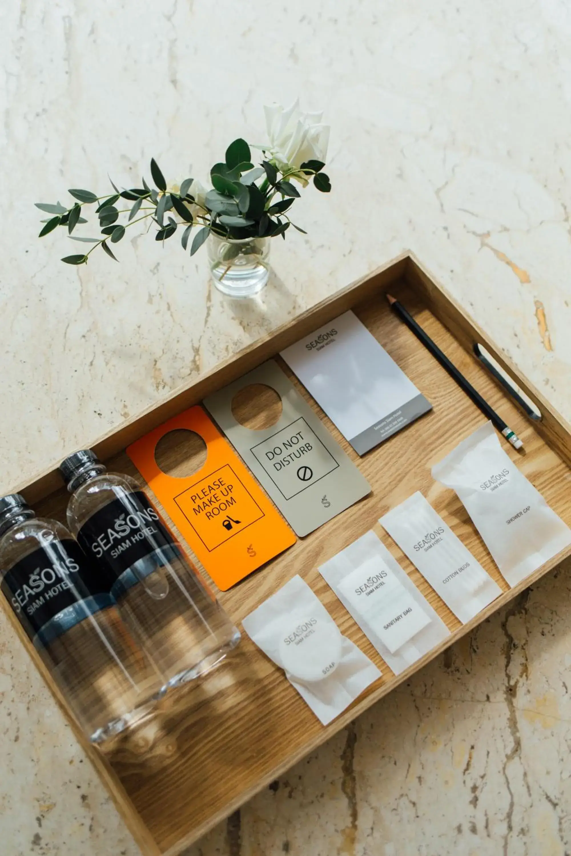 Standard Twin Room in Seasons Siam Hotel Standard Twin Room in Seasons Siam Hotel