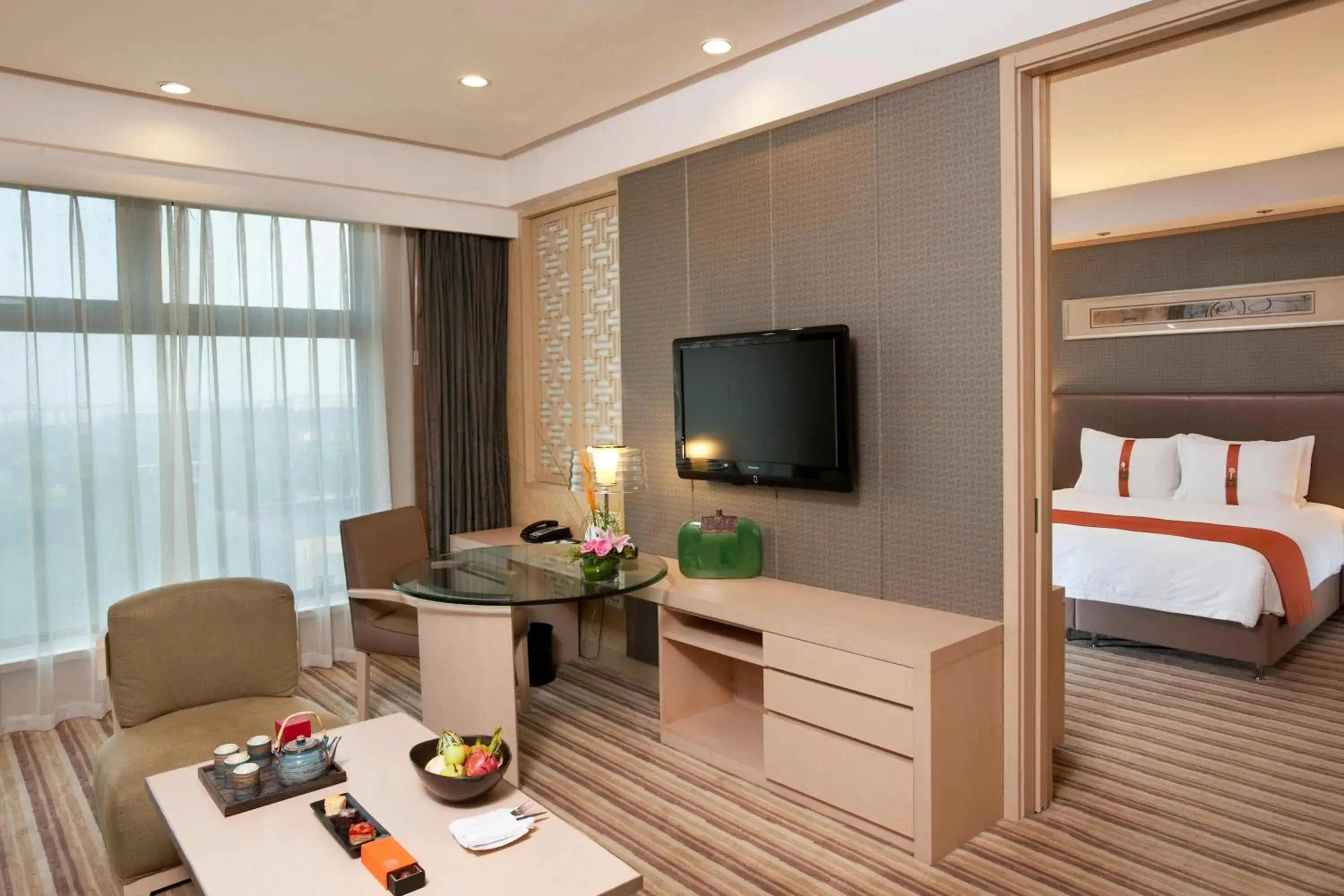 Executive Suite in Qingdao Parkview Holiday Hotel Executive Suite in Qingdao Parkview Holiday Hotel