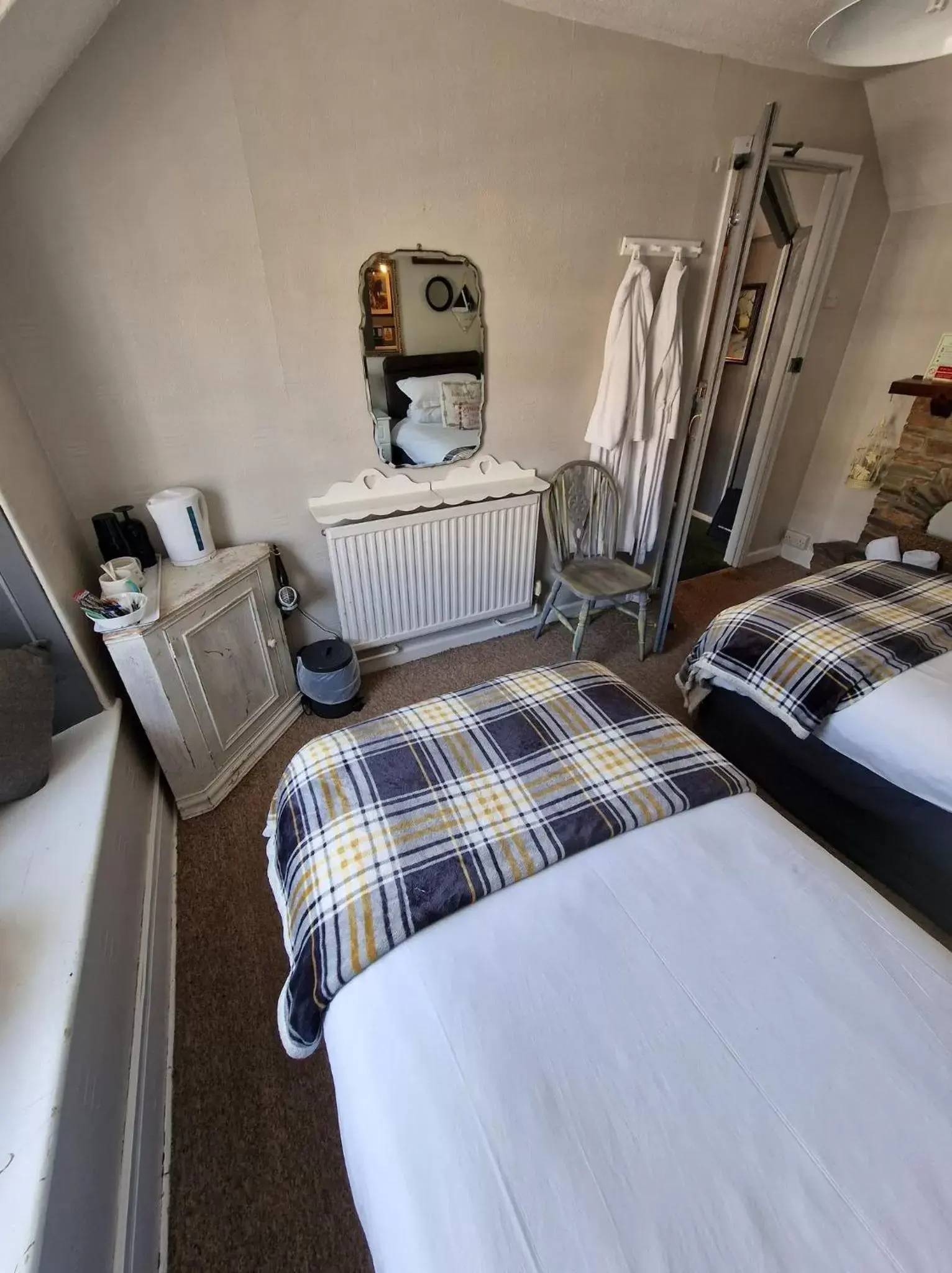 Standard Twin Room in The Harbour Moon Standard Twin Room in The Harbour Moon