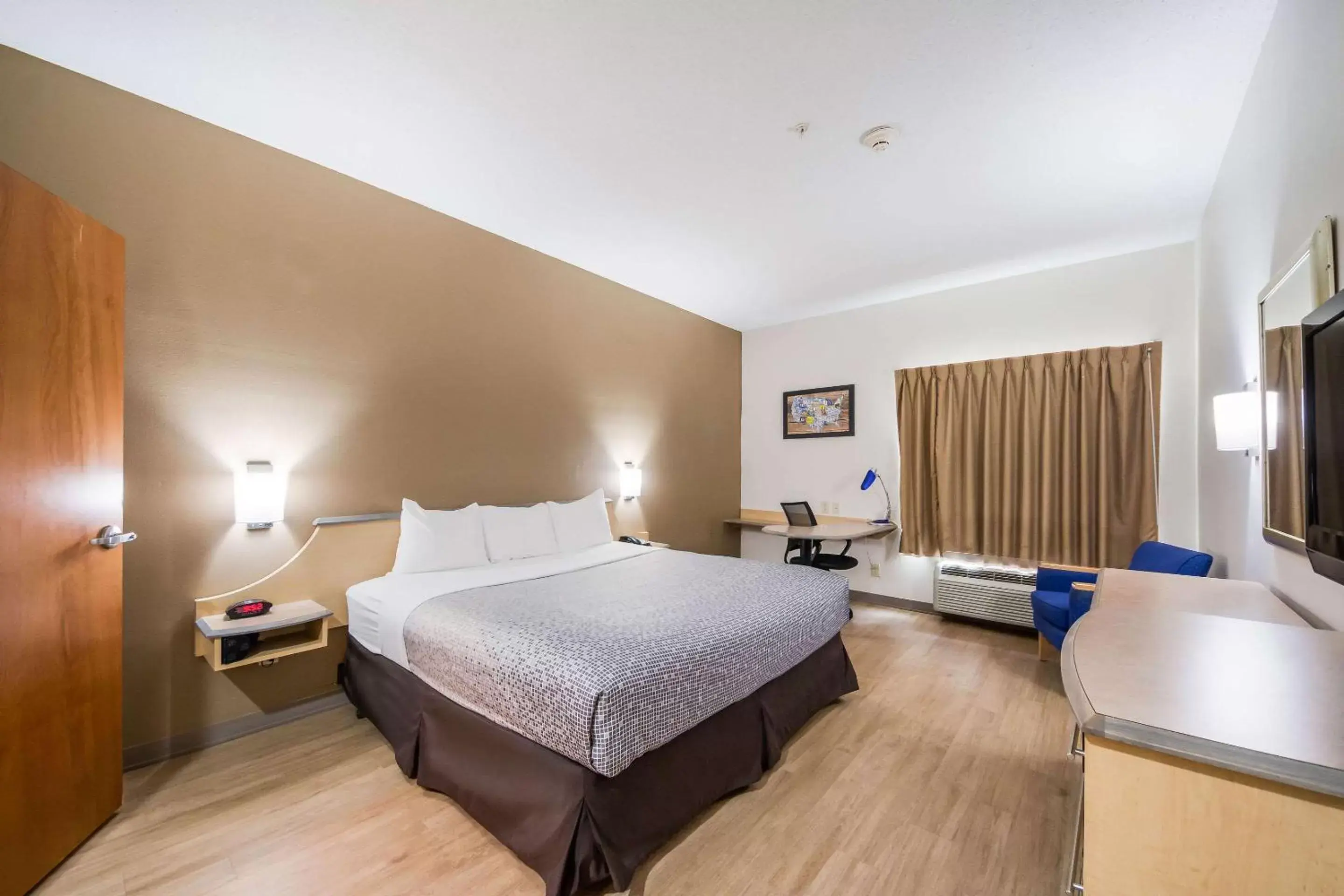 King Room - Non-Smoking in Econo Lodge Laredo King Room - Non-Smoking in Econo Lodge Laredo