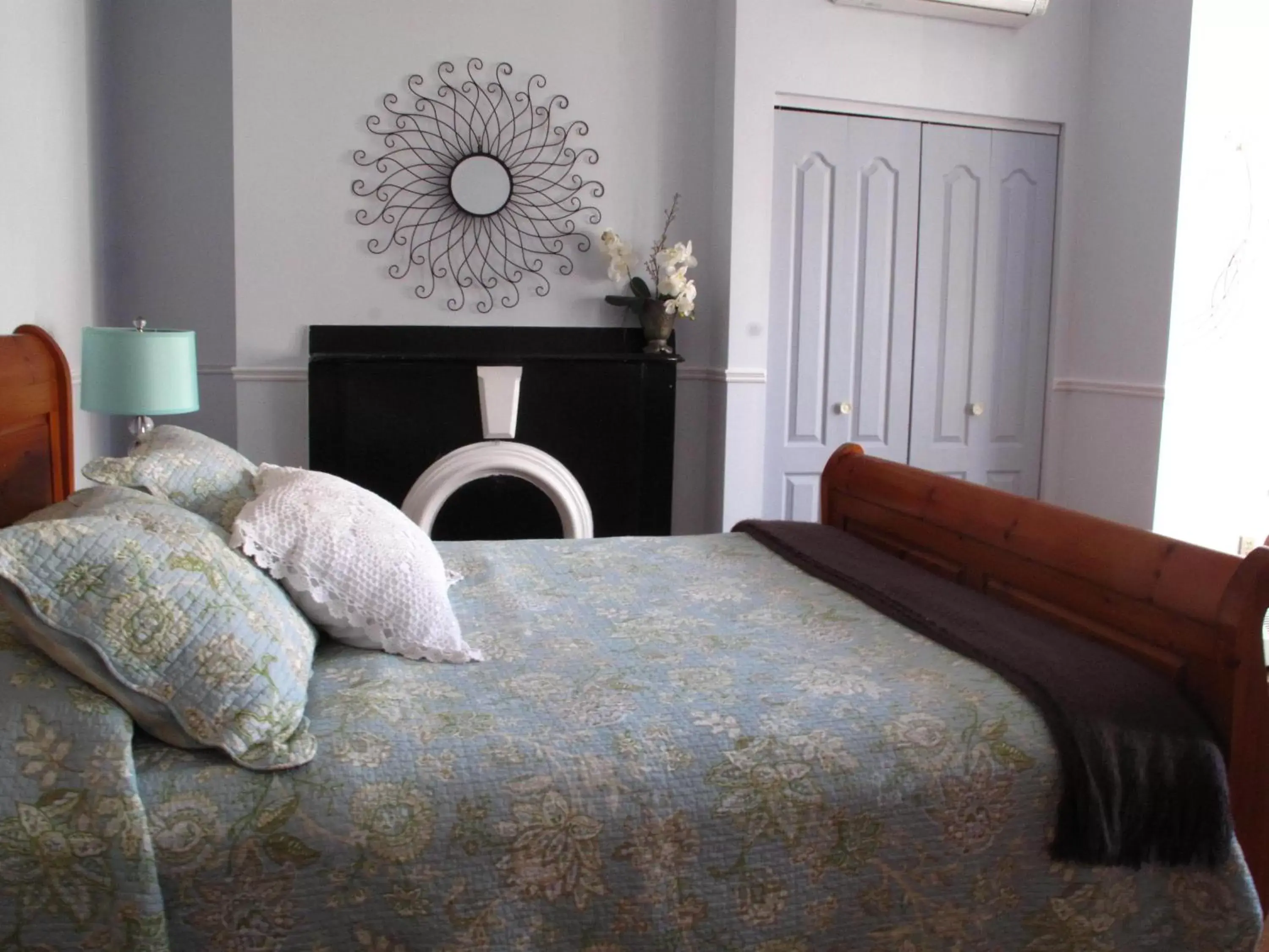 Deluxe Queen Room in Garden South Park Inn Deluxe Queen Room in Garden South Park Inn