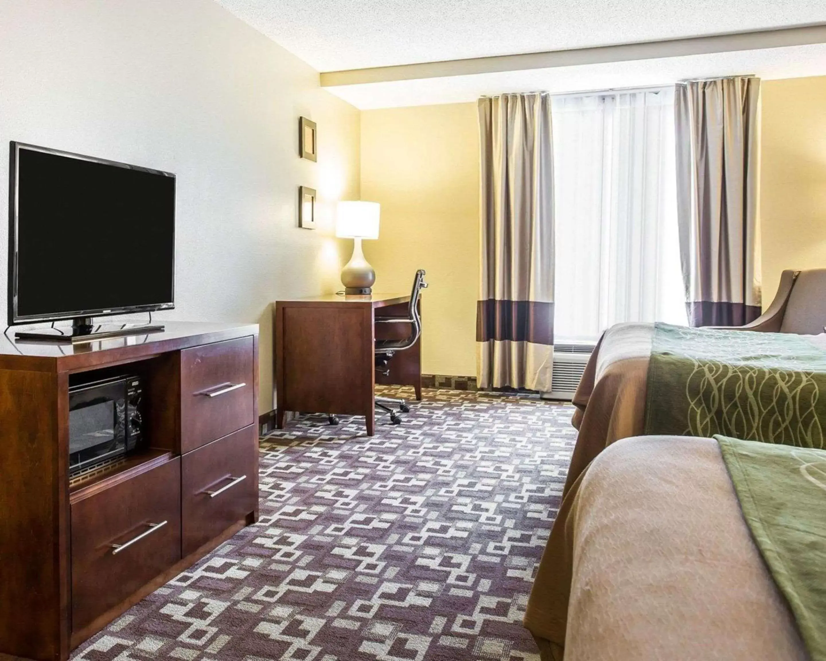 Queen Room with Two Queen Beds - Disability Access/Non-Smoking in Comfort Inn & Suites Walterboro I-95 Queen Room with Two Queen Beds - Disability Access/Non-Smoking in Comfort Inn & Suites Walterboro I-95