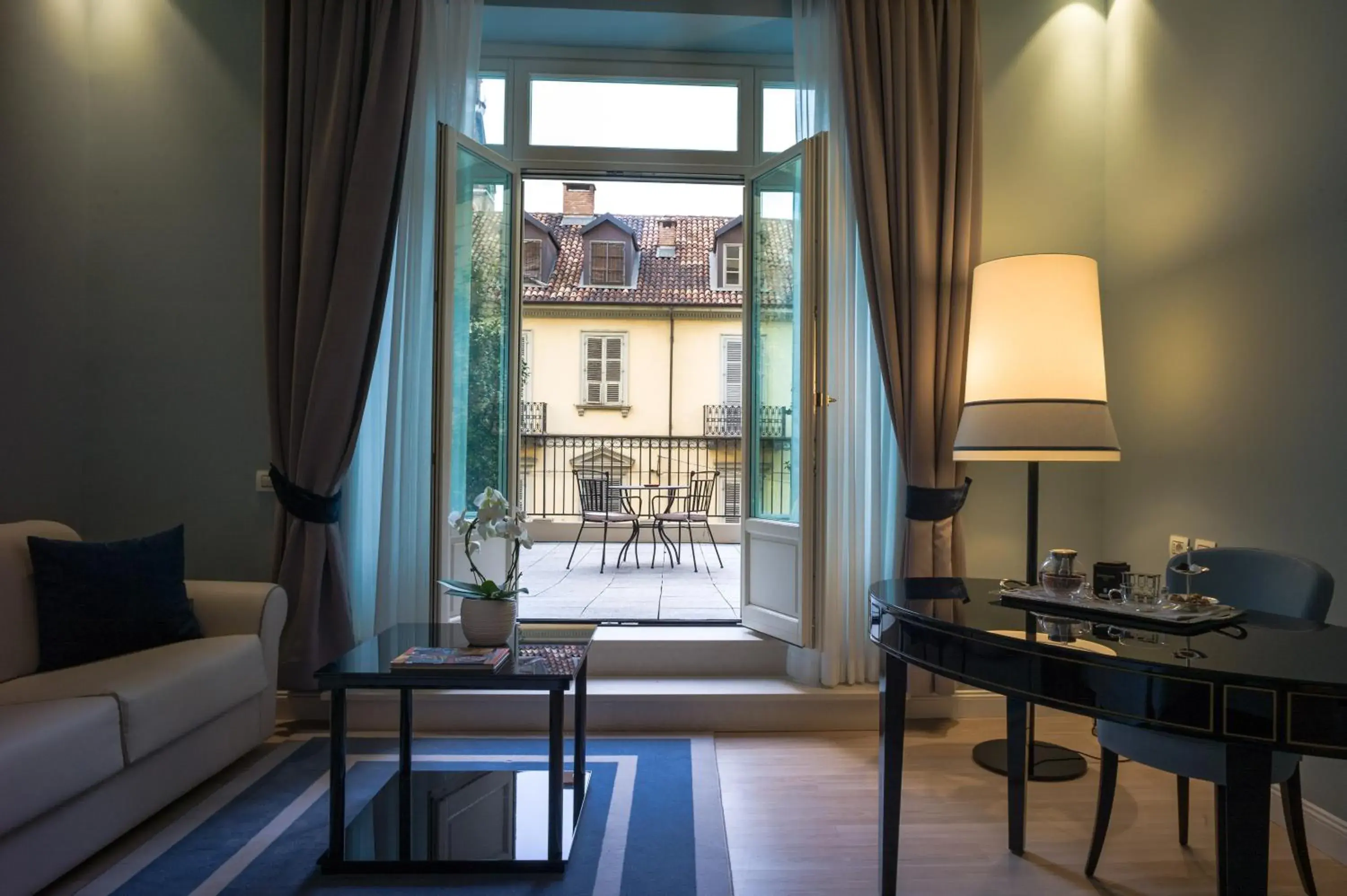 Deluxe Double Room with Terrace - single occupancy in Turin Palace Hotel Deluxe Double Room with Terrace - single occupancy in Turin Palace Hotel