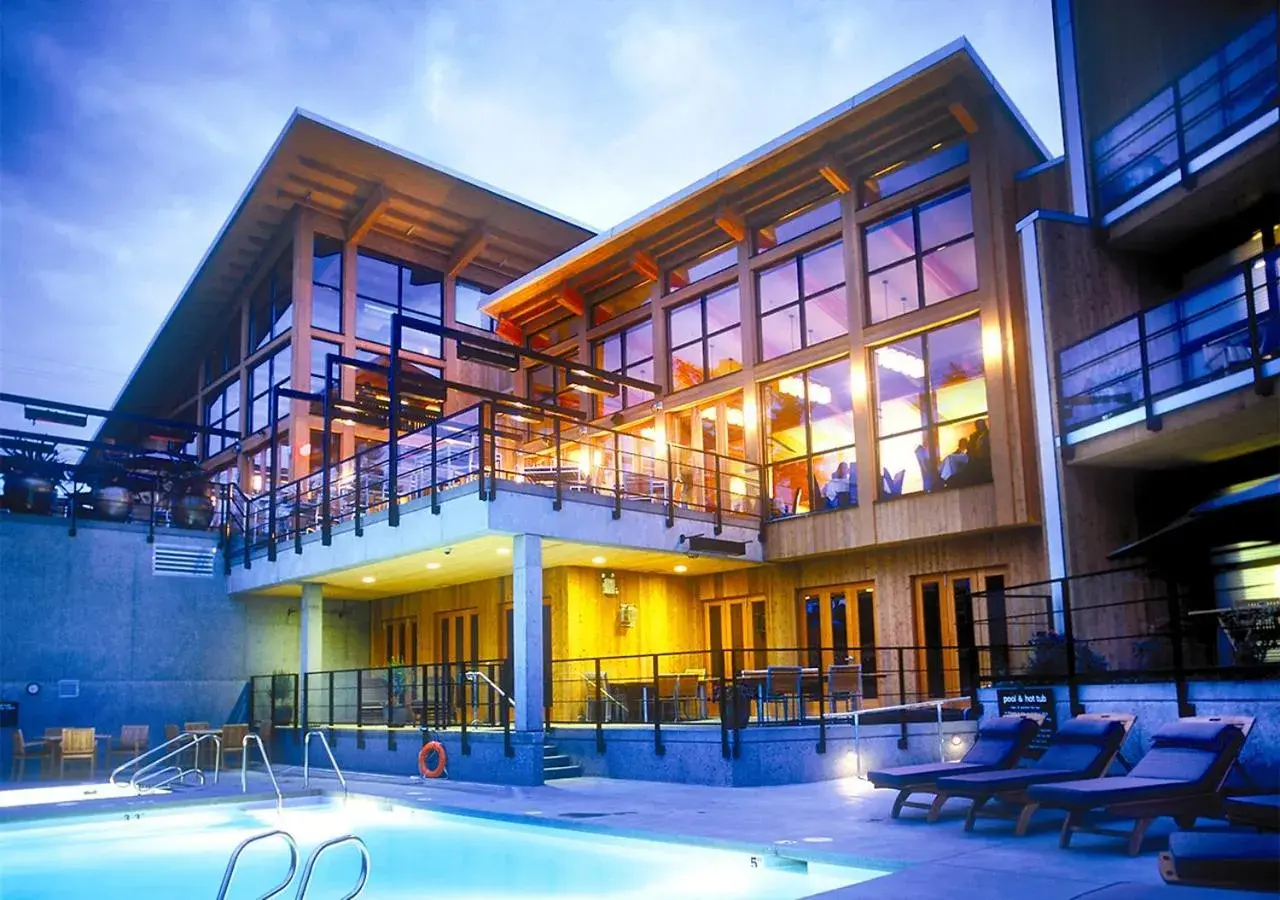Brentwood Bay Resort & Spa Brentwood Bay Resort & Spa