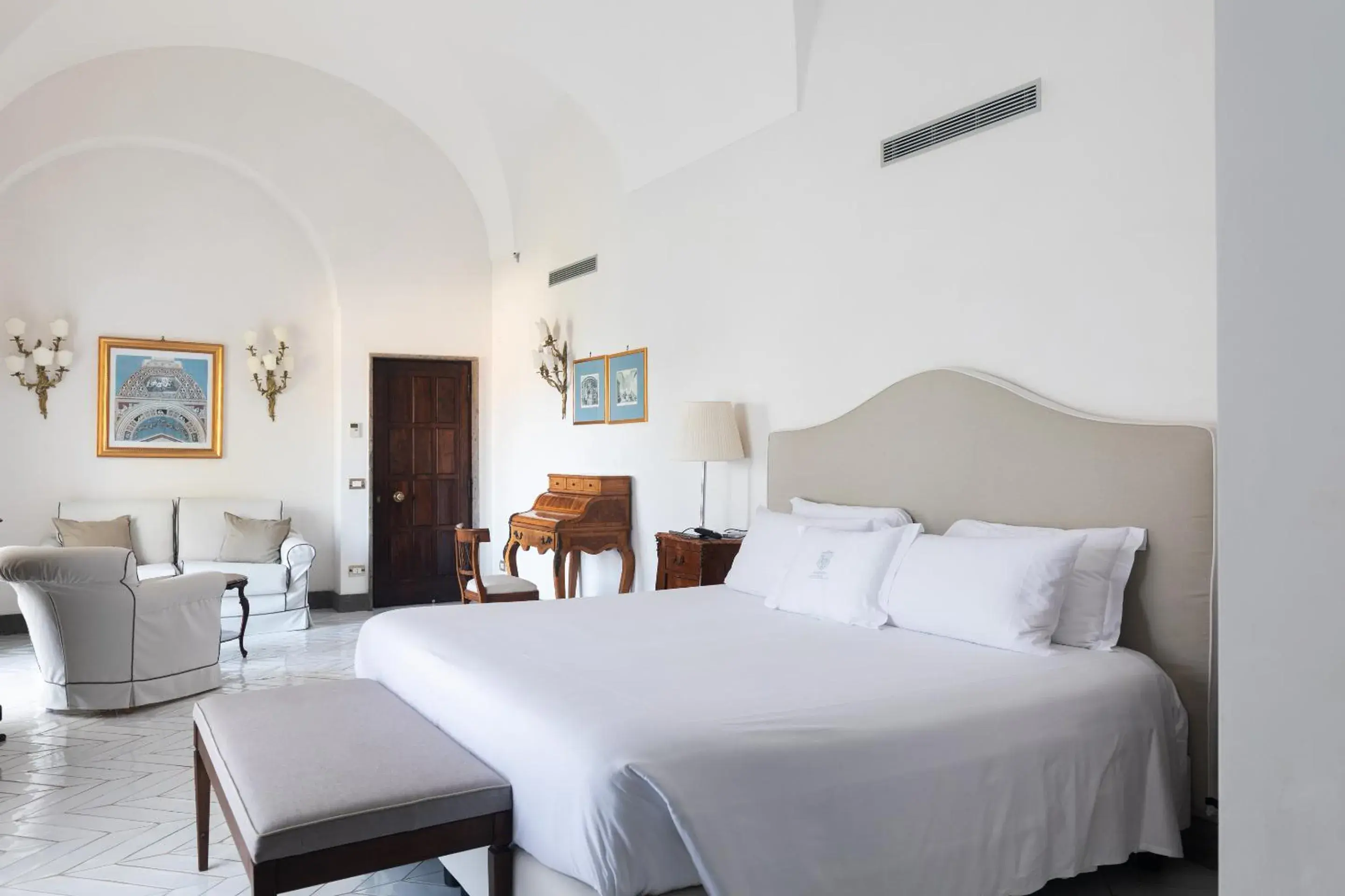 Suite with Sea View in Grand Hotel Cocumella Suite with Sea View in Grand Hotel Cocumella