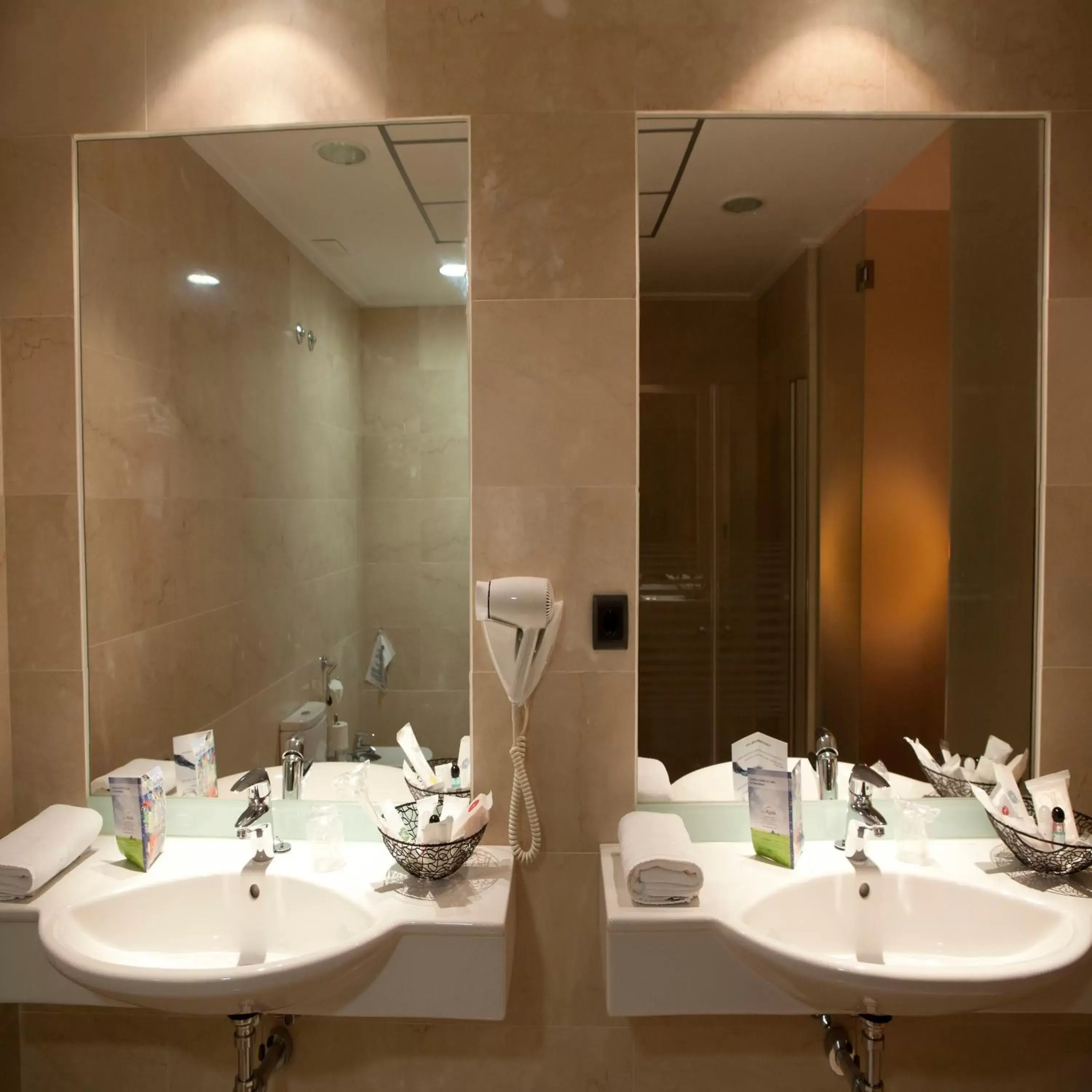 Junior Suite in Sercotel Riscal Junior Suite in Sercotel Riscal